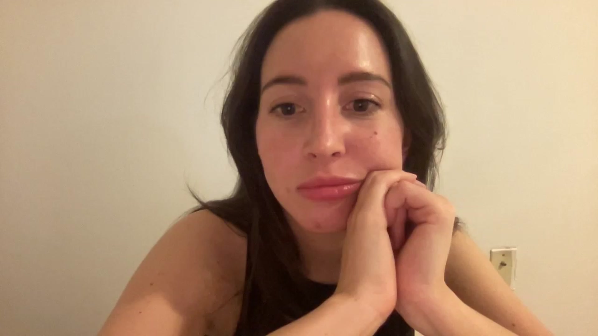 Gallery image thumbnail from Kyliekent's myfreecams stream on, 07/31/2023, 03:02 image 16 of 20