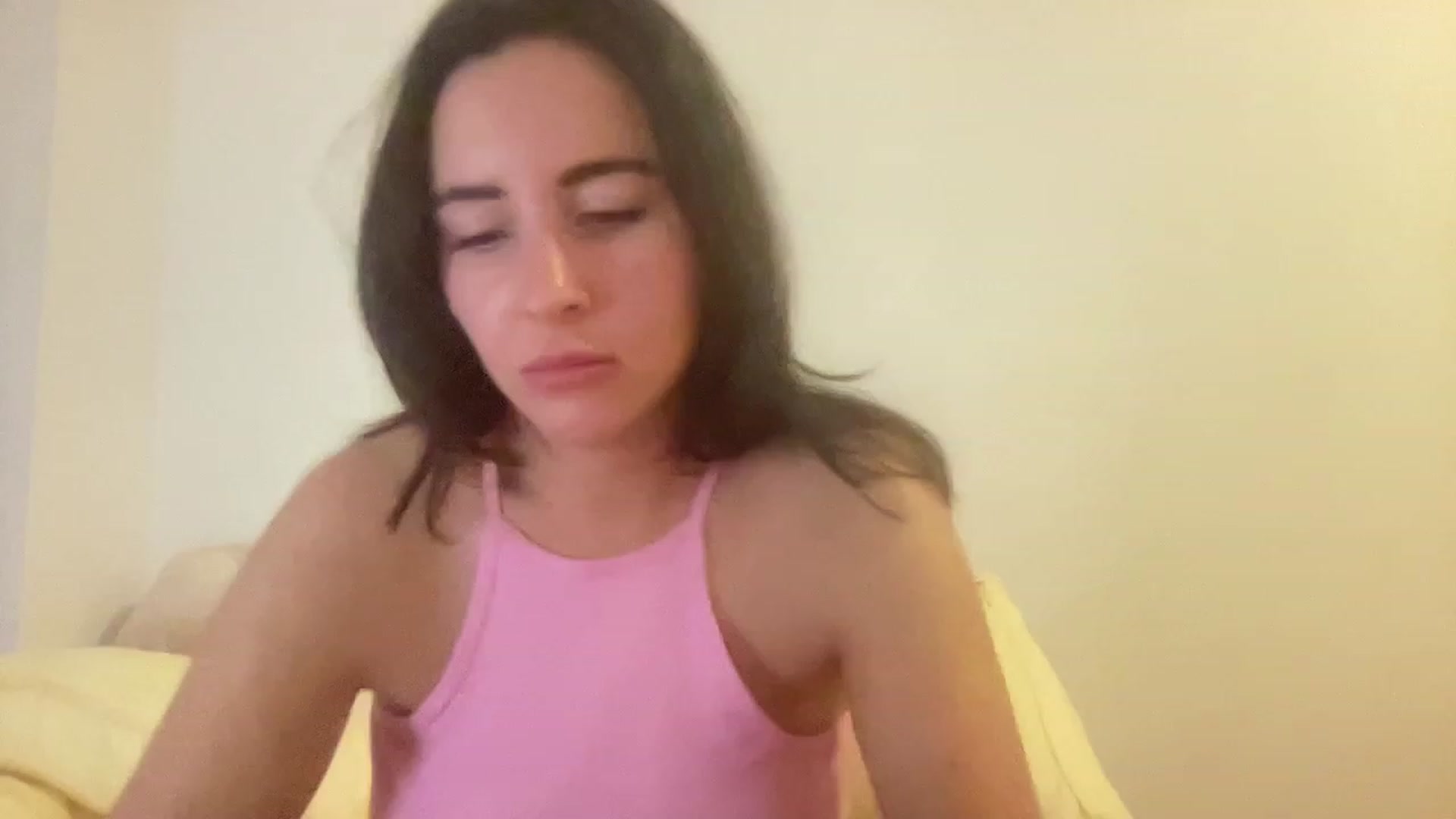 Gallery image thumbnail from Kyliekent's myfreecams stream on, 08/12/2023, 03:34 image 4 of 20