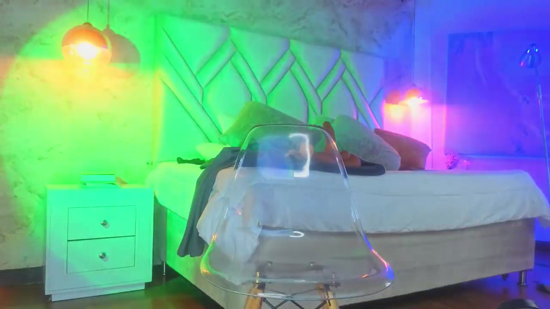 Gallery image thumbnail from Kylle2050's myfreecams stream on, 05/10/2026, 13:14 image 5 of 20