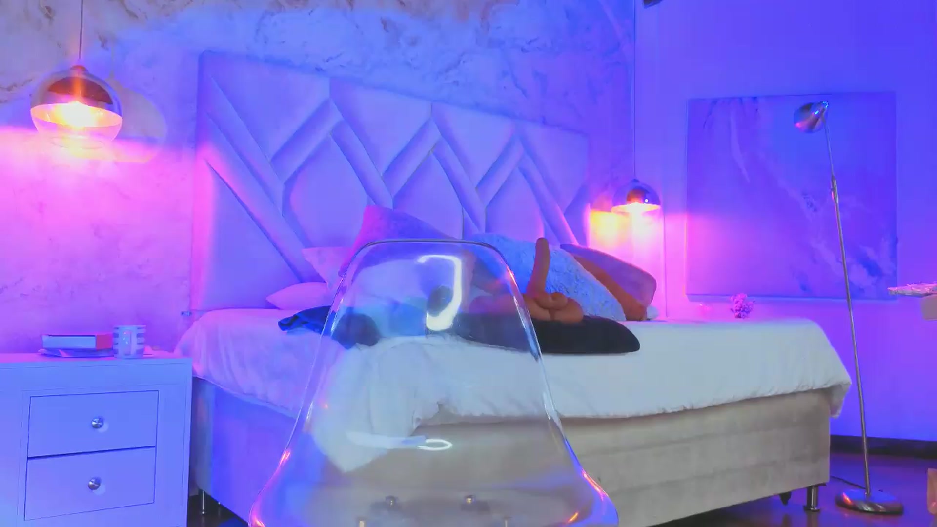 Gallery image thumbnail from Kylle2050's myfreecams stream on, 05/23/2026, 10:32 image 14 of 20