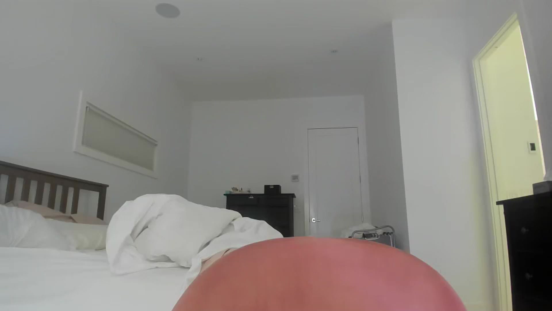 Gallery image thumbnail from Kymmmy's myfreecams stream on, 05/18/2024, 23:43 image 6 of 20