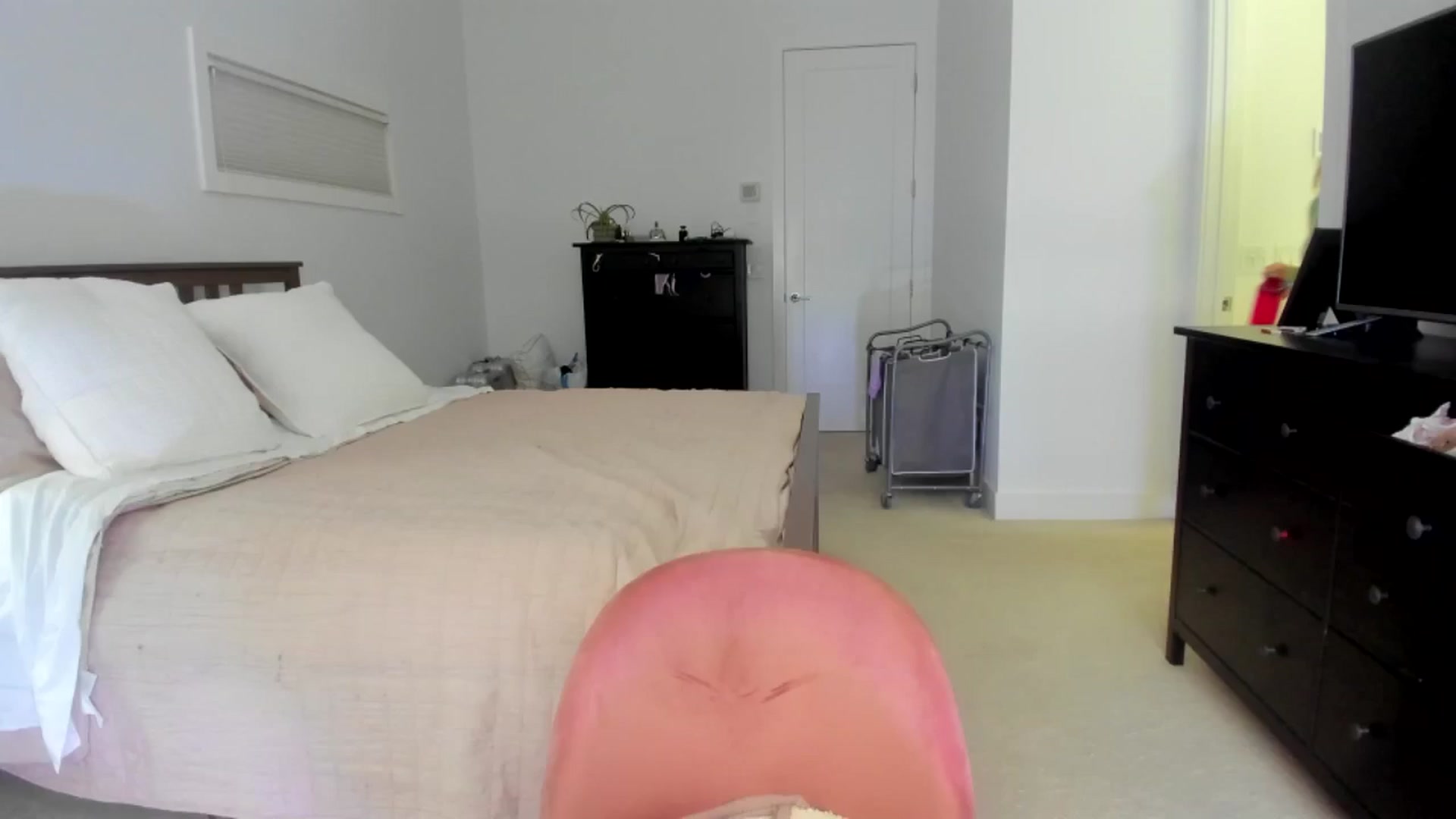 Gallery image thumbnail from Kymmmy's myfreecams stream on, 01/14/2025, 21:13 image 14 of 20