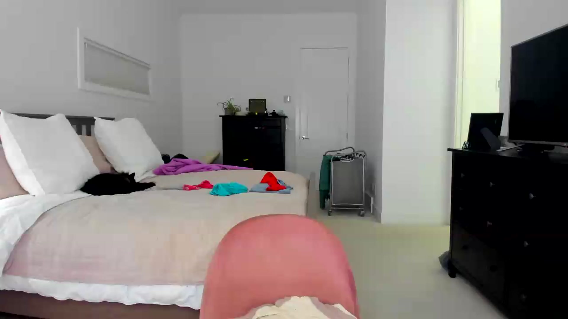 Gallery image thumbnail from Kymmmy's myfreecams stream on, 05/11/2026, 21:46 image 11 of 20