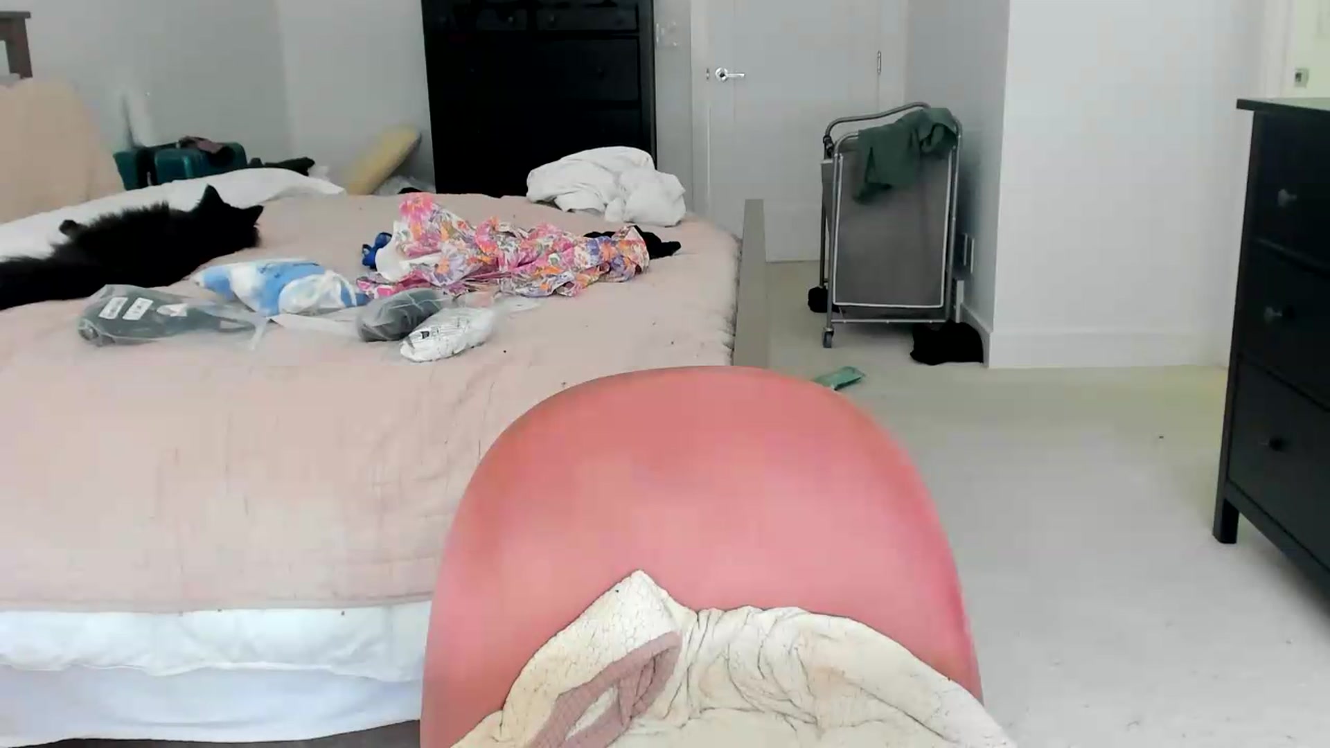Gallery image thumbnail from Kymmmy's myfreecams stream on, 05/20/2026, 21:54 image 10 of 20