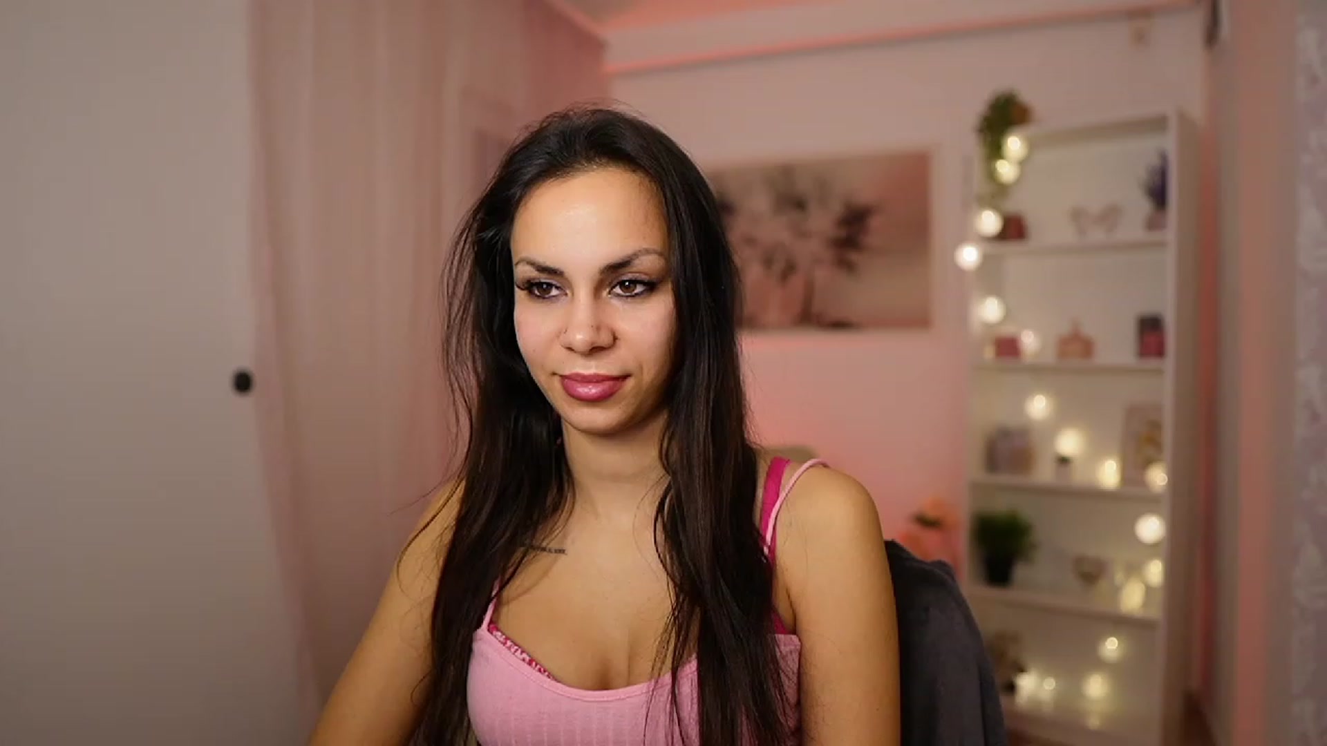 Gallery image thumbnail from Kyra_Angel's myfreecams stream on, 01/17/2024, 23:35 image 20 of 20