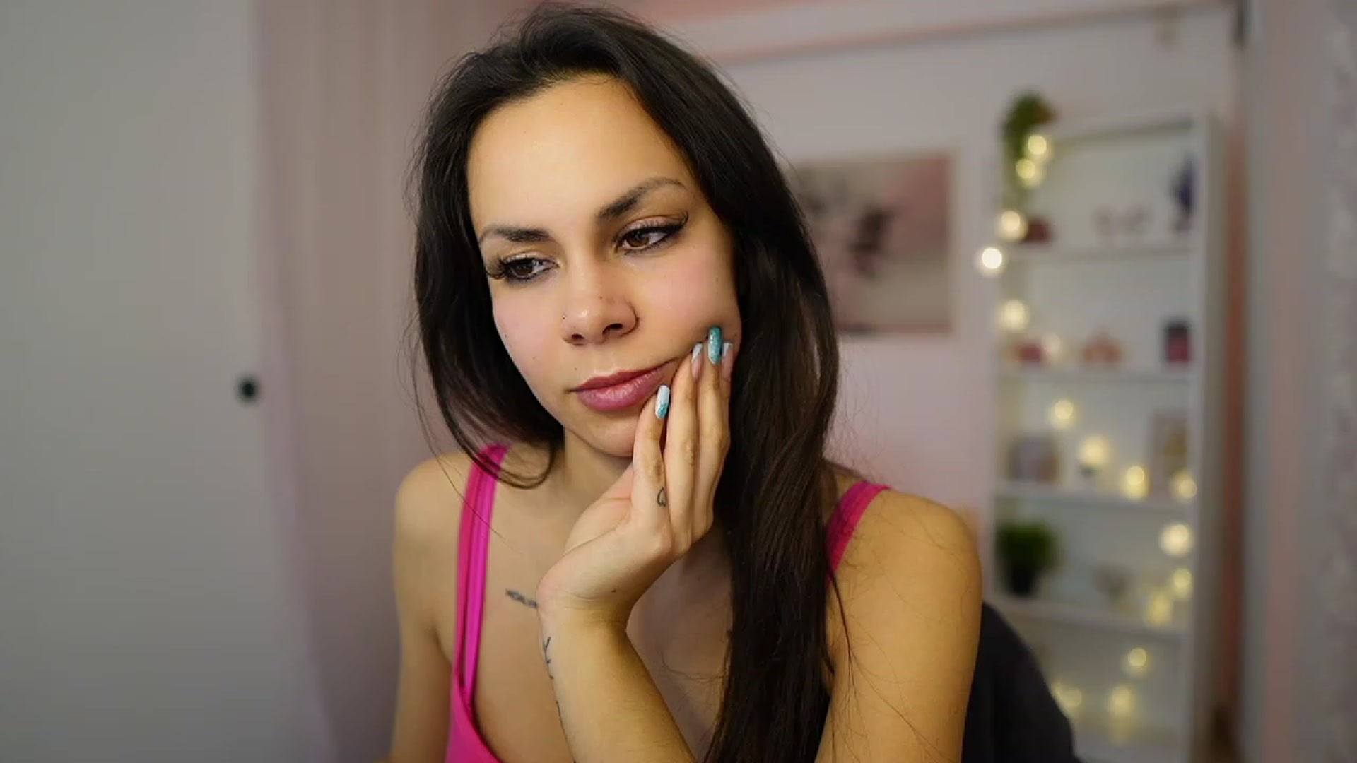 Gallery image thumbnail from Kyra_Angel's myfreecams stream on, 01/18/2024, 20:48 image 11 of 20