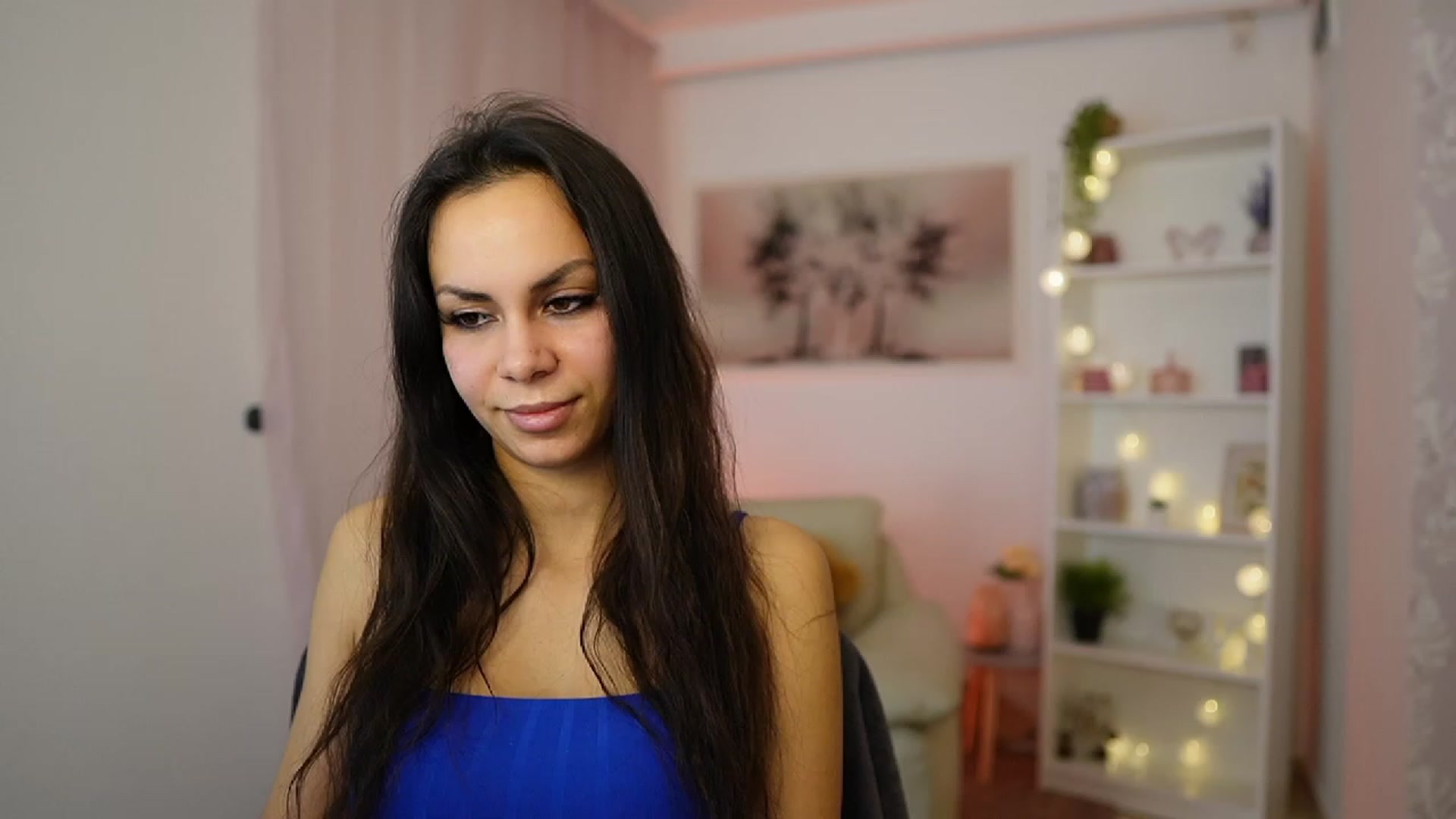 Gallery image thumbnail from Kyra_Angel's myfreecams stream on, 01/19/2024, 20:37 image 2 of 20