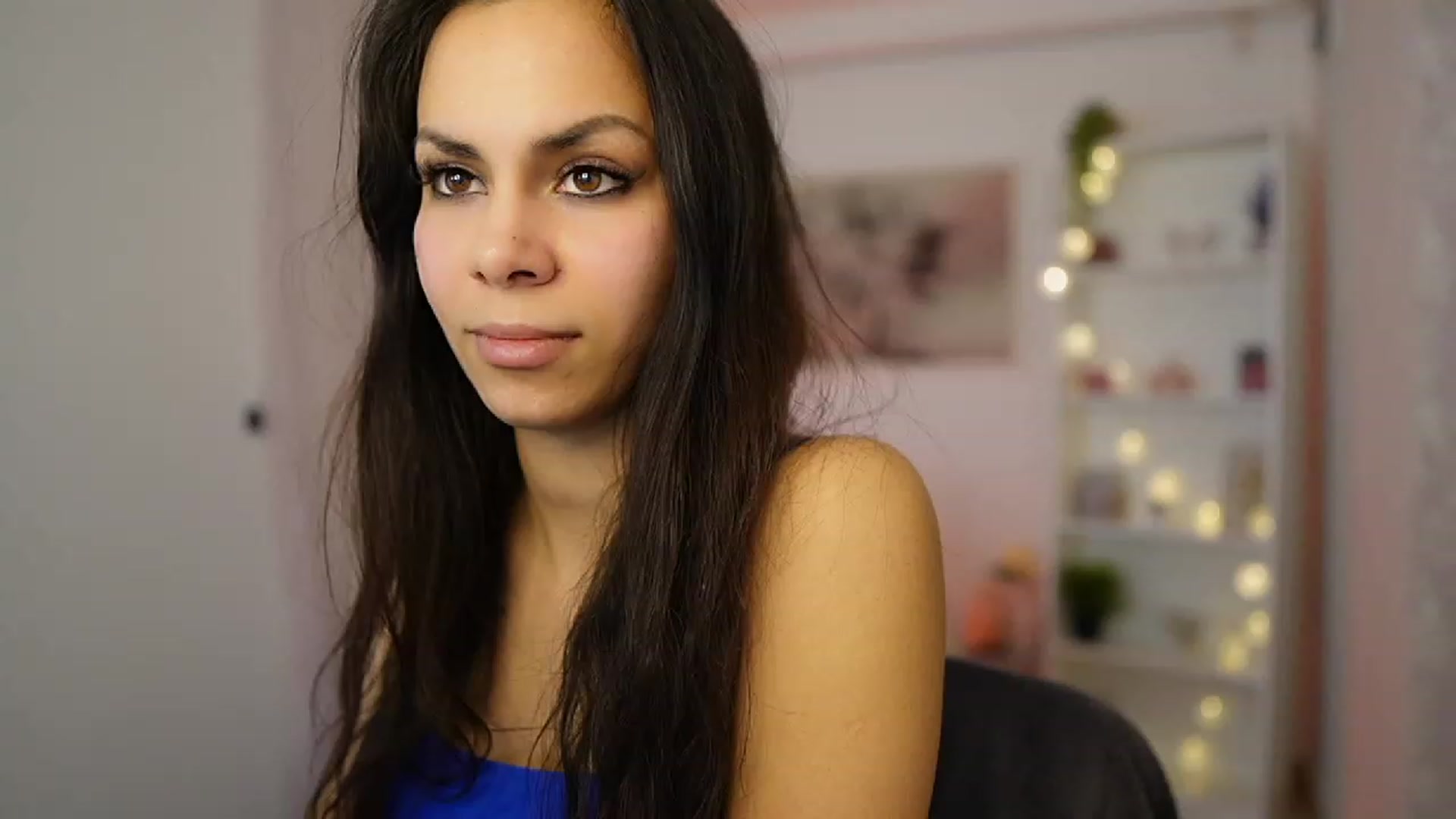 Gallery image thumbnail from Kyra_Angel's myfreecams stream on, 01/19/2024, 20:37 image 20 of 20