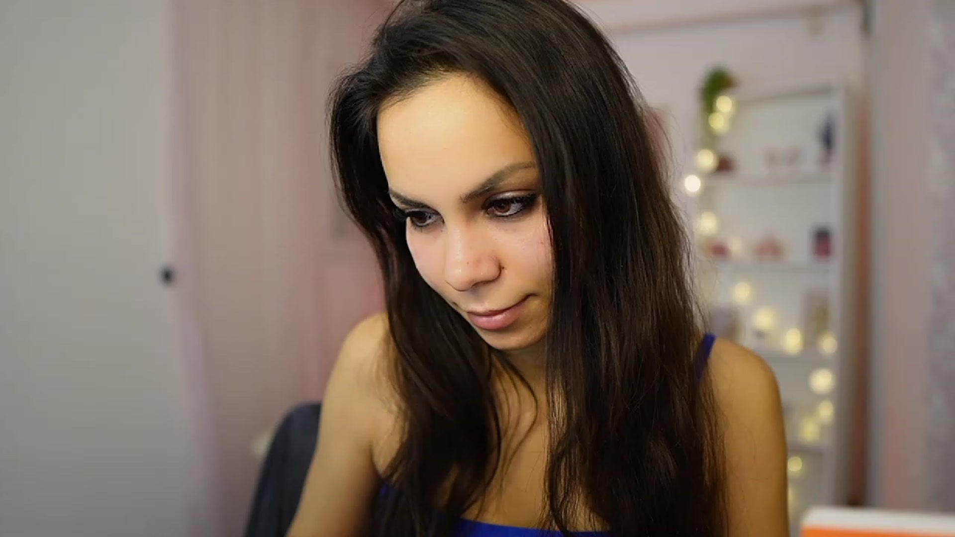 Gallery image thumbnail from Kyra_Angel's myfreecams stream on, 01/19/2024, 23:14 image 3 of 20