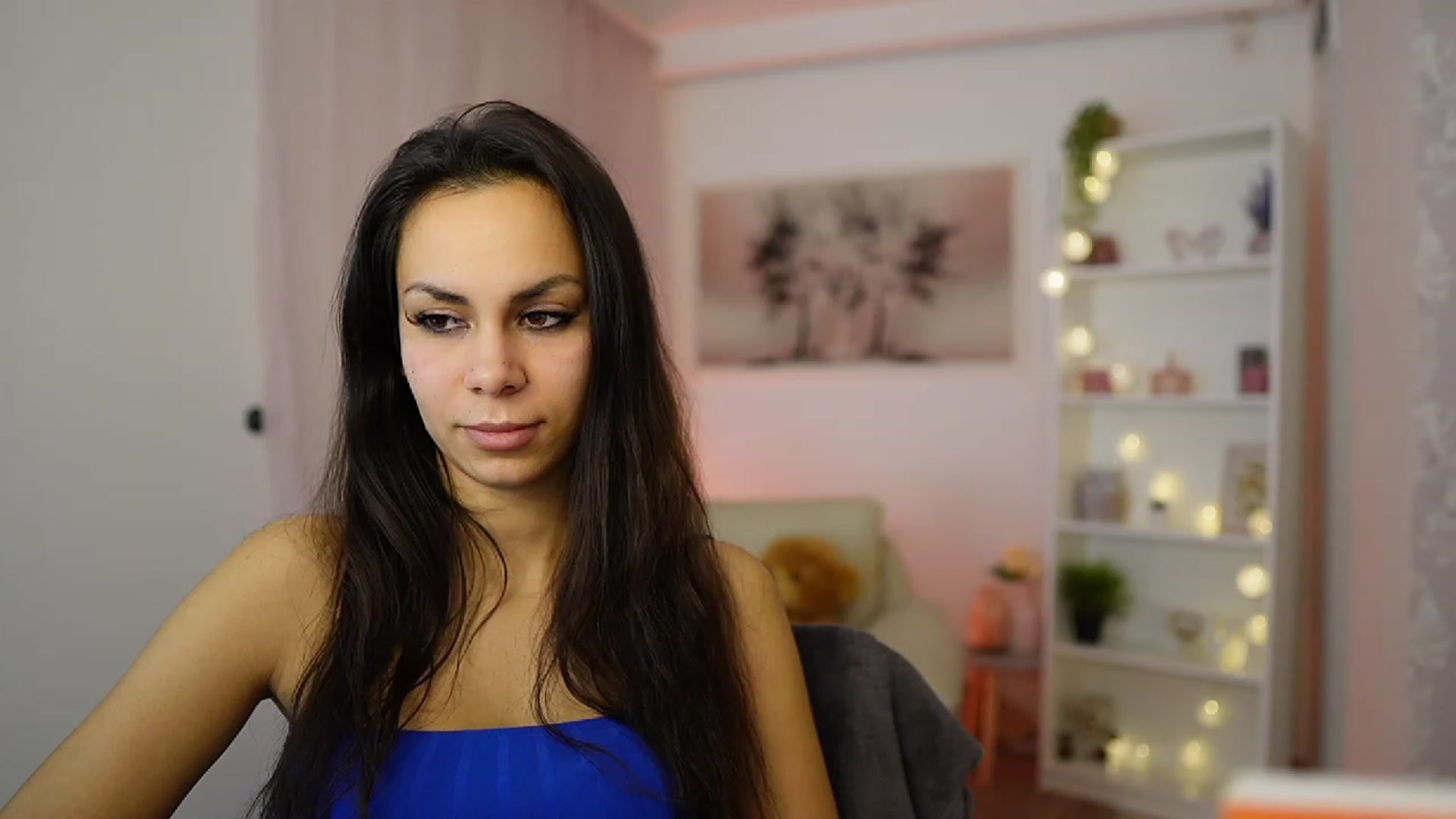Gallery image thumbnail from Kyra_Angel's myfreecams stream on, 01/19/2024, 23:14 image 2 of 20
