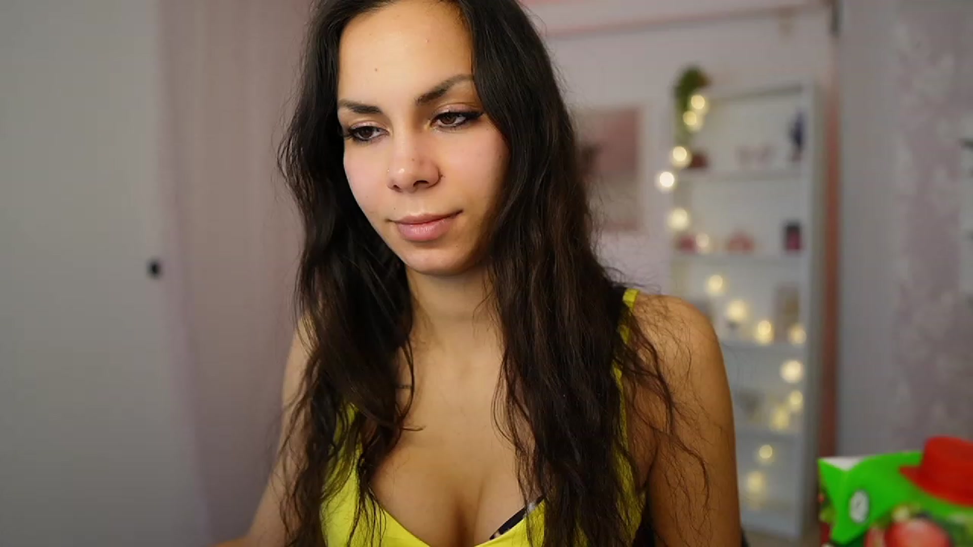 Gallery image thumbnail from Kyra_Angel's myfreecams stream on, 01/23/2024, 22:47 image 20 of 20