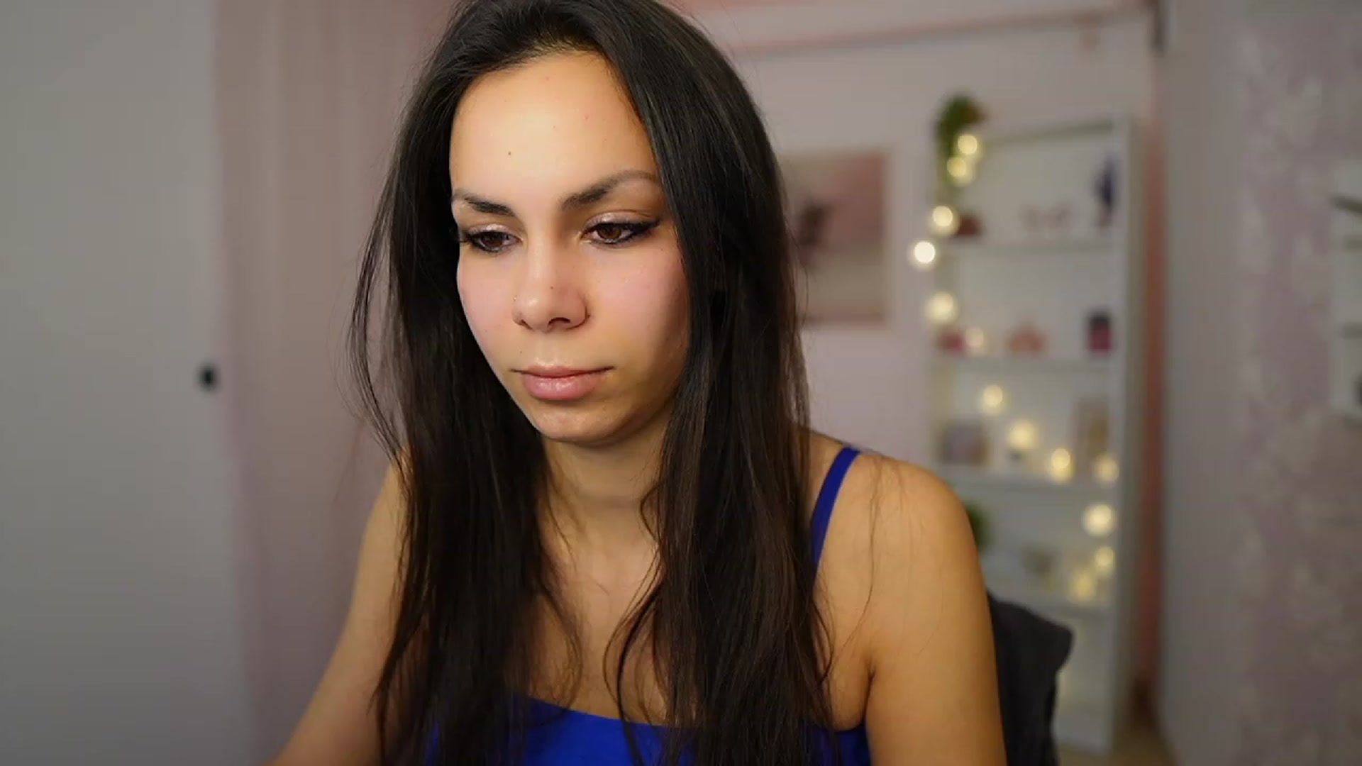 Gallery image thumbnail from Kyra_Angel's myfreecams stream on, 01/26/2024, 19:50 image 1 of 20