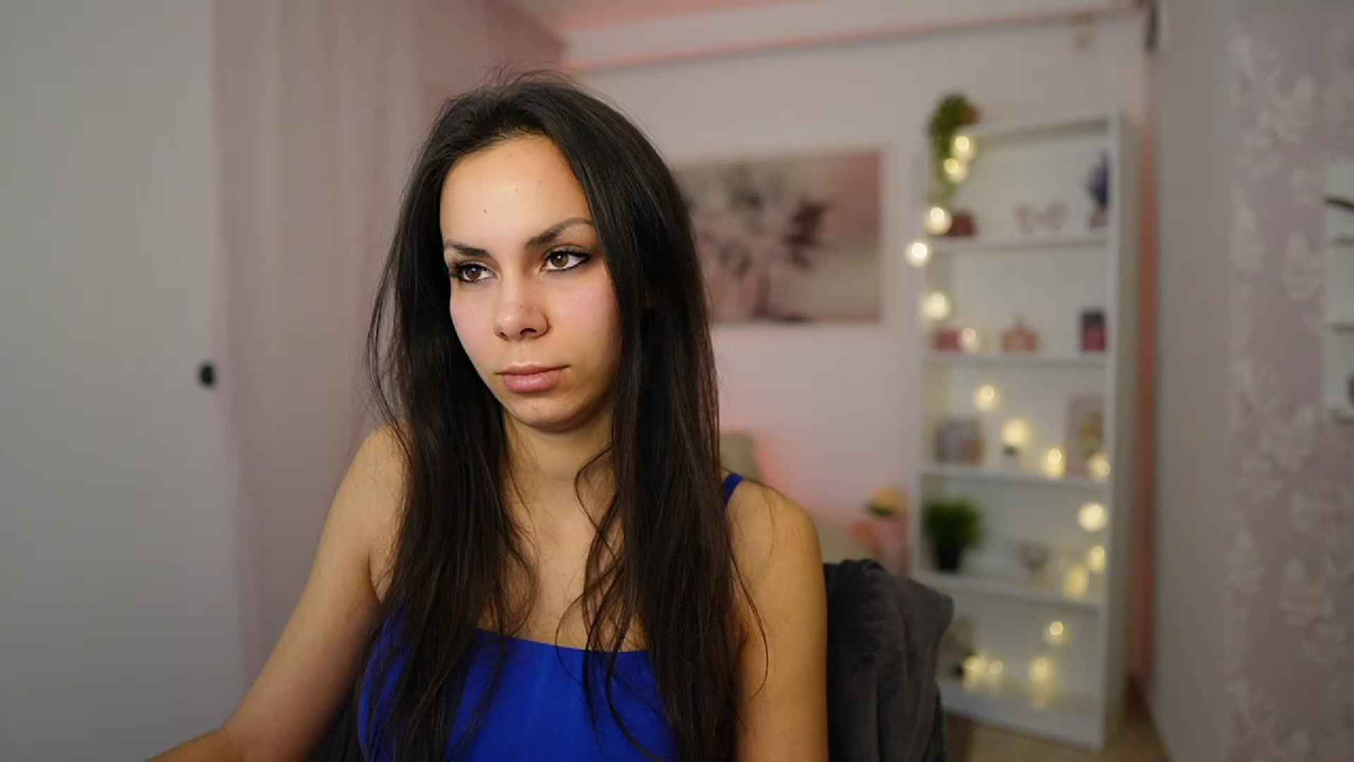 Gallery image thumbnail from Kyra_Angel's myfreecams stream on, 01/26/2024, 19:50 image 4 of 20