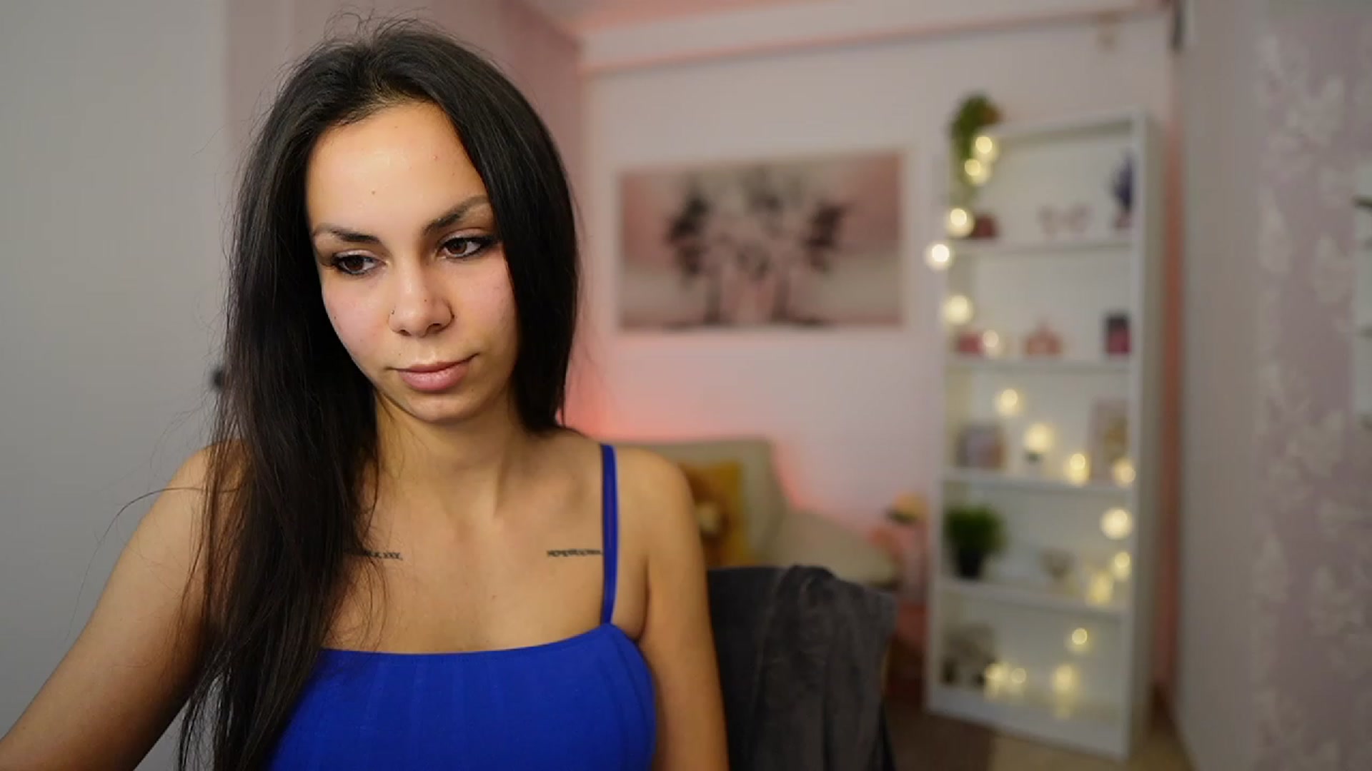 Gallery image thumbnail from Kyra_Angel's myfreecams stream on, 01/26/2024, 19:50 image 17 of 20
