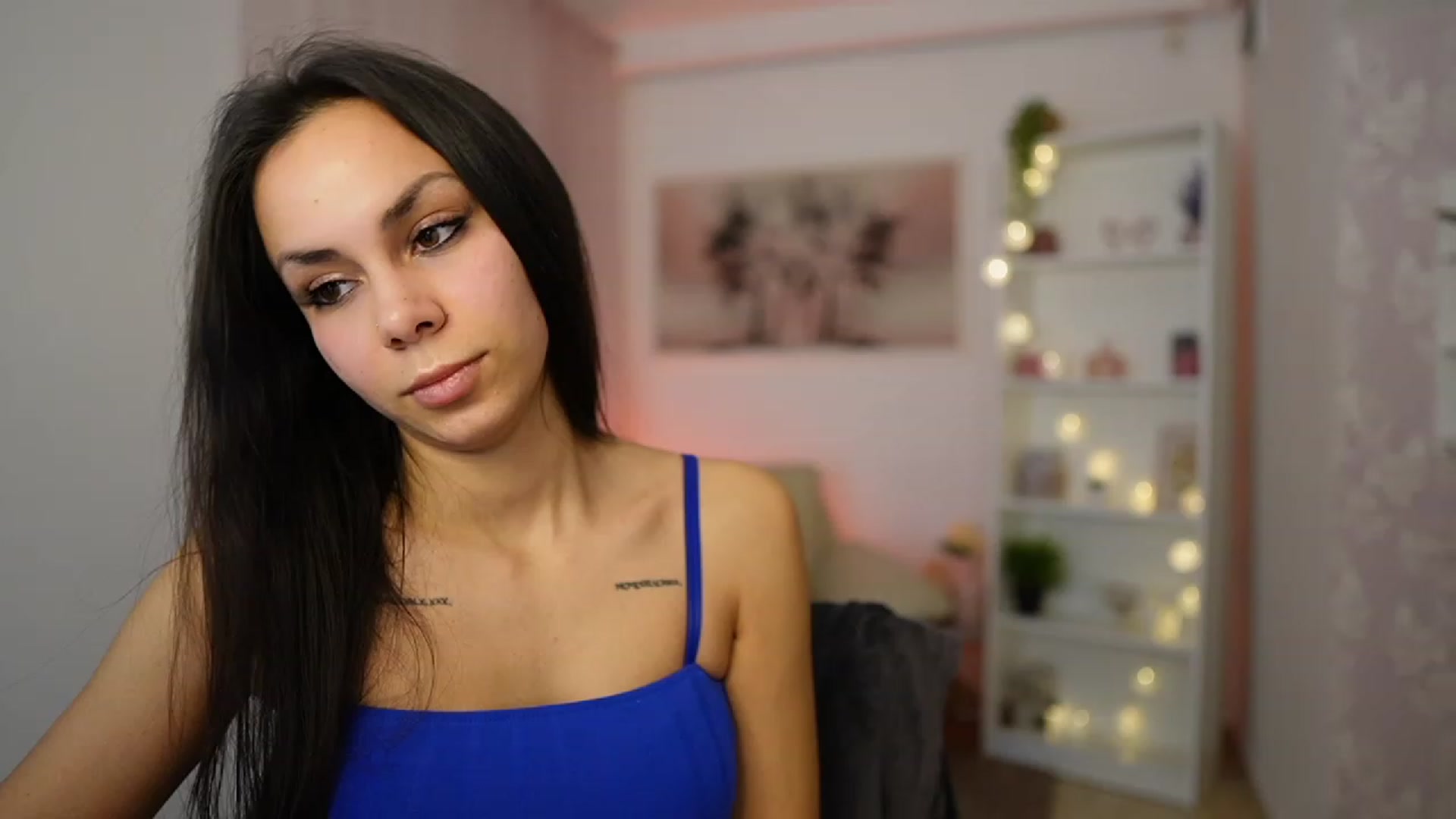Gallery image thumbnail from Kyra_Angel's myfreecams stream on, 01/26/2024, 19:50 image 18 of 20