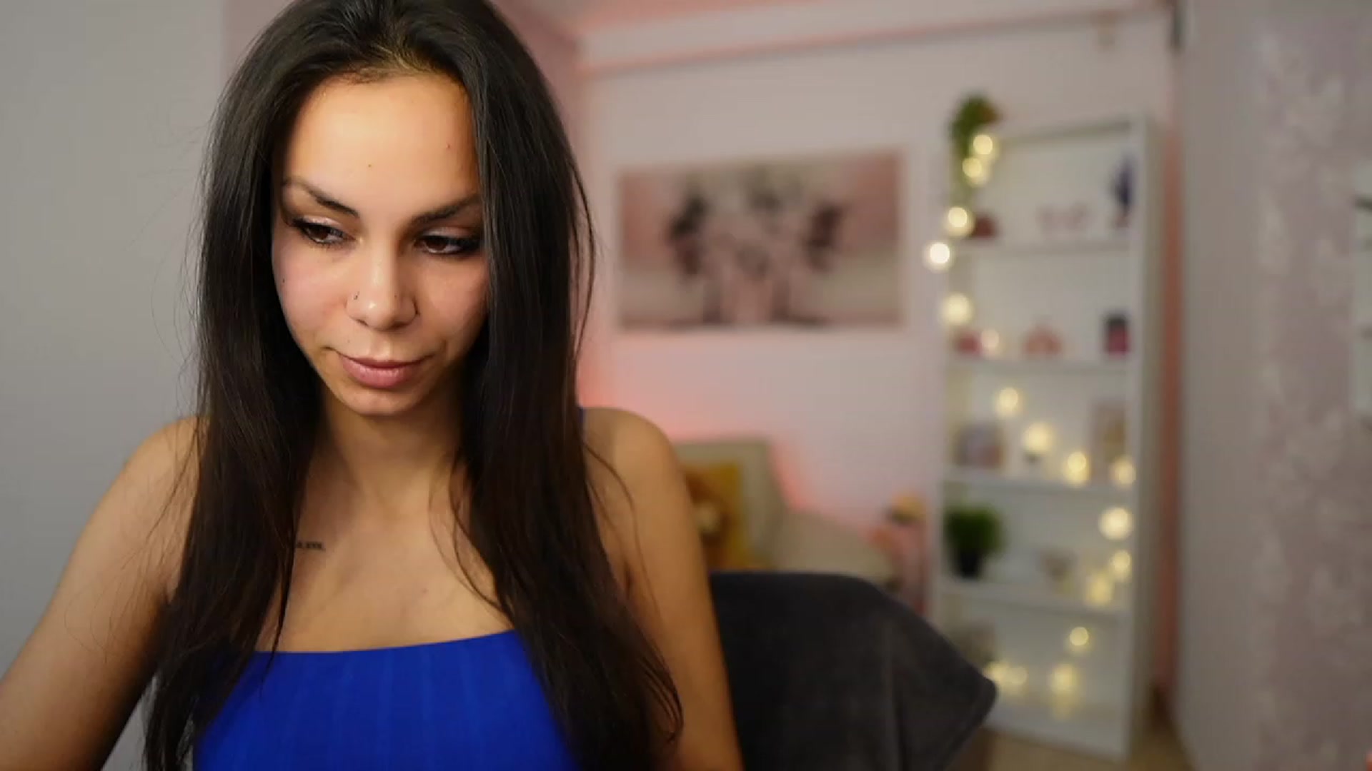 Gallery image thumbnail from Kyra_Angel's myfreecams stream on, 01/26/2024, 22:01 image 5 of 20