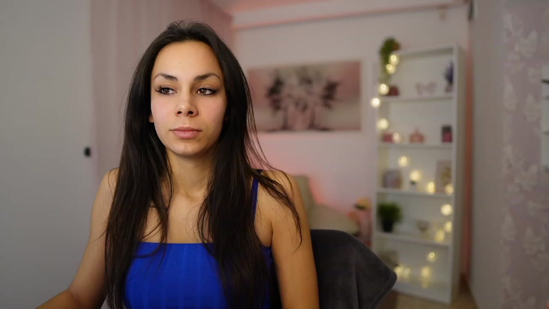 Gallery image thumbnail from Kyra_Angel's myfreecams stream on, 01/26/2024, 22:01 image 4 of 20
