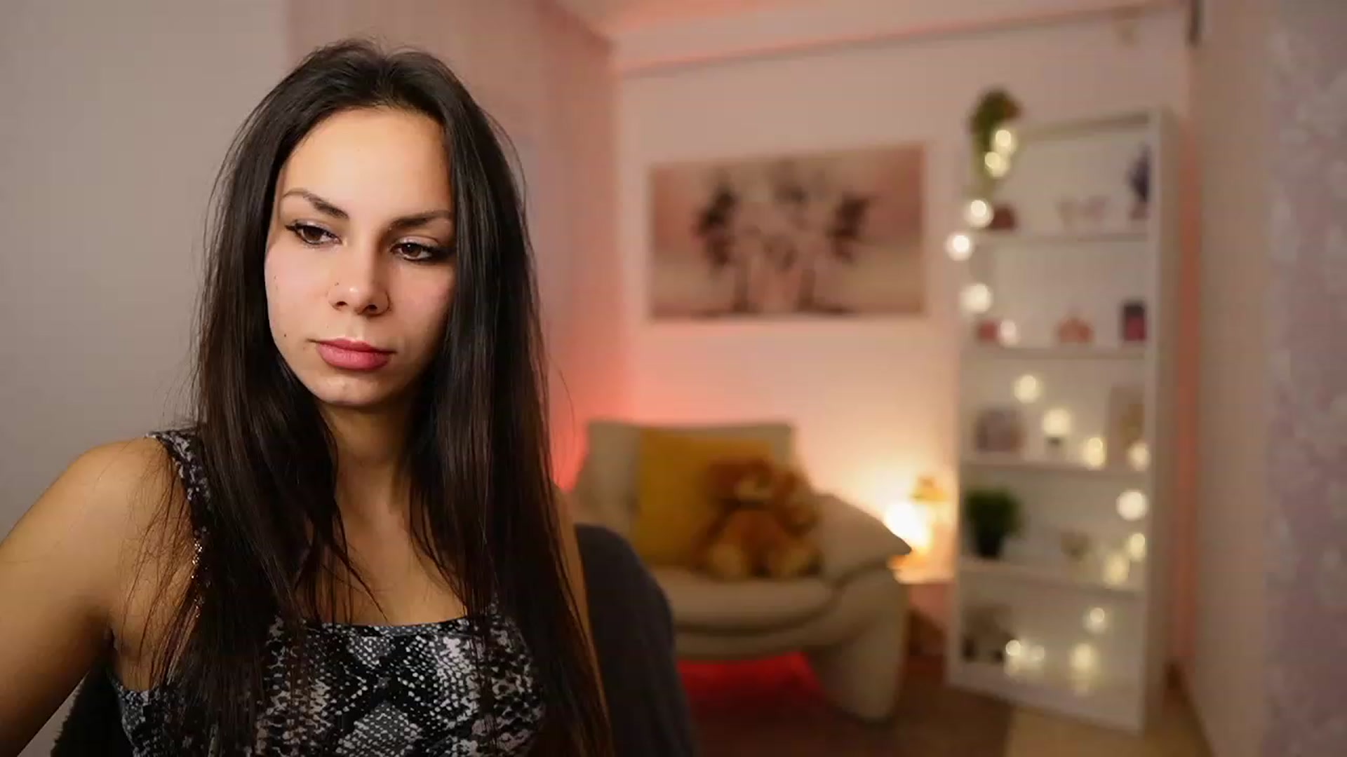 Gallery image thumbnail from Kyra_Angel's myfreecams stream on, 01/30/2024, 20:24 image 20 of 20