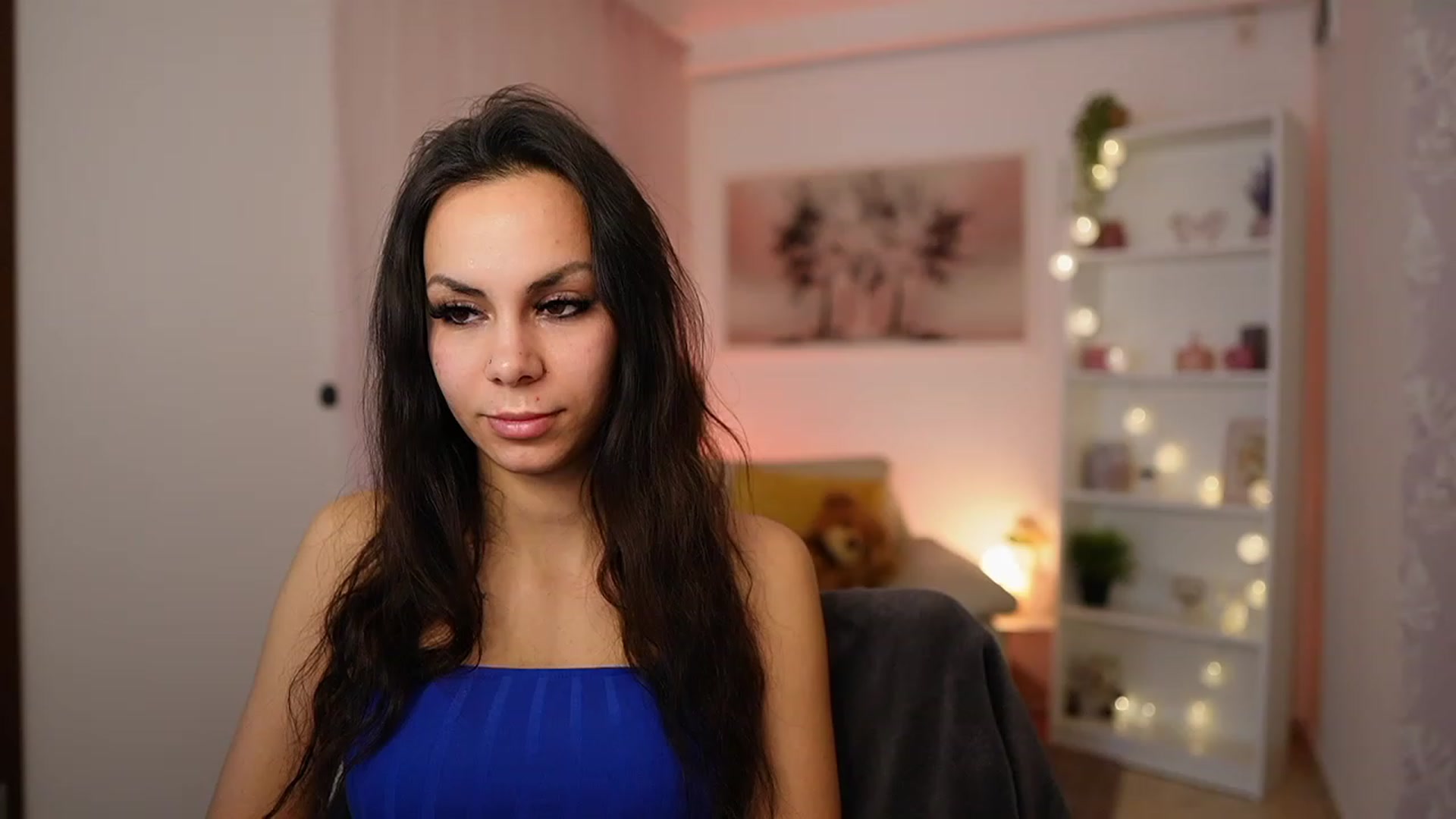 Gallery image thumbnail from Kyra_Angel's myfreecams stream on, 02/07/2024, 21:24 image 10 of 20