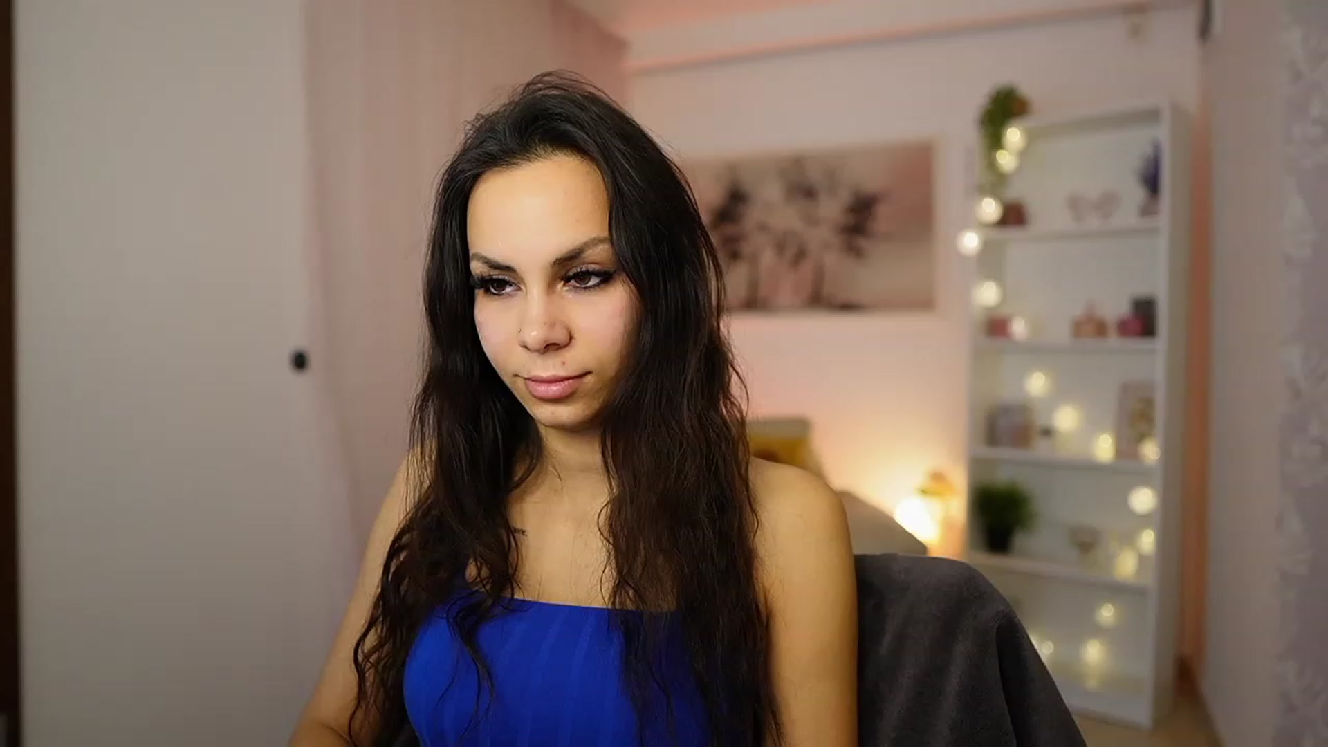 Gallery image thumbnail from Kyra_Angel's myfreecams stream on, 02/07/2024, 21:24 image 3 of 20