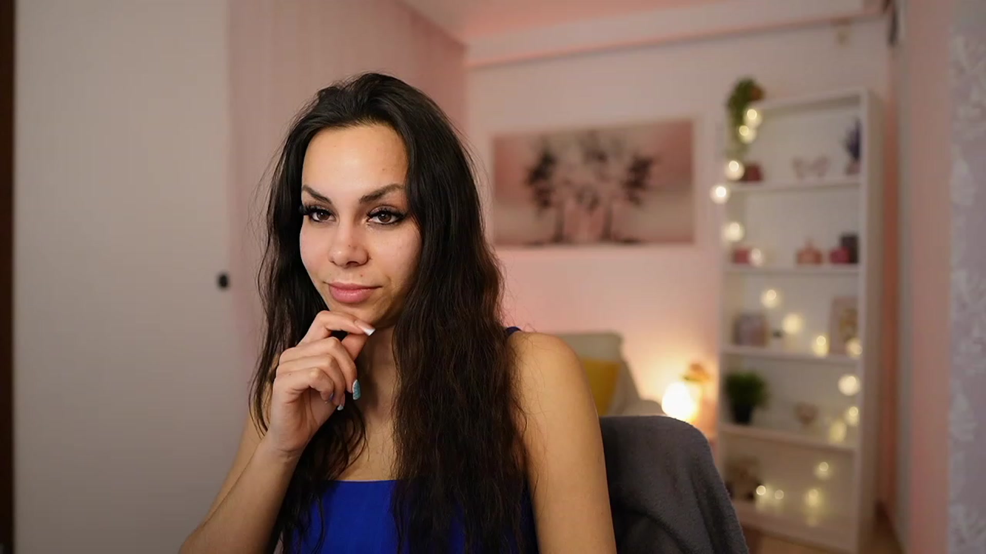 Gallery image thumbnail from Kyra_Angel's myfreecams stream on, 02/07/2024, 23:25 image 5 of 20