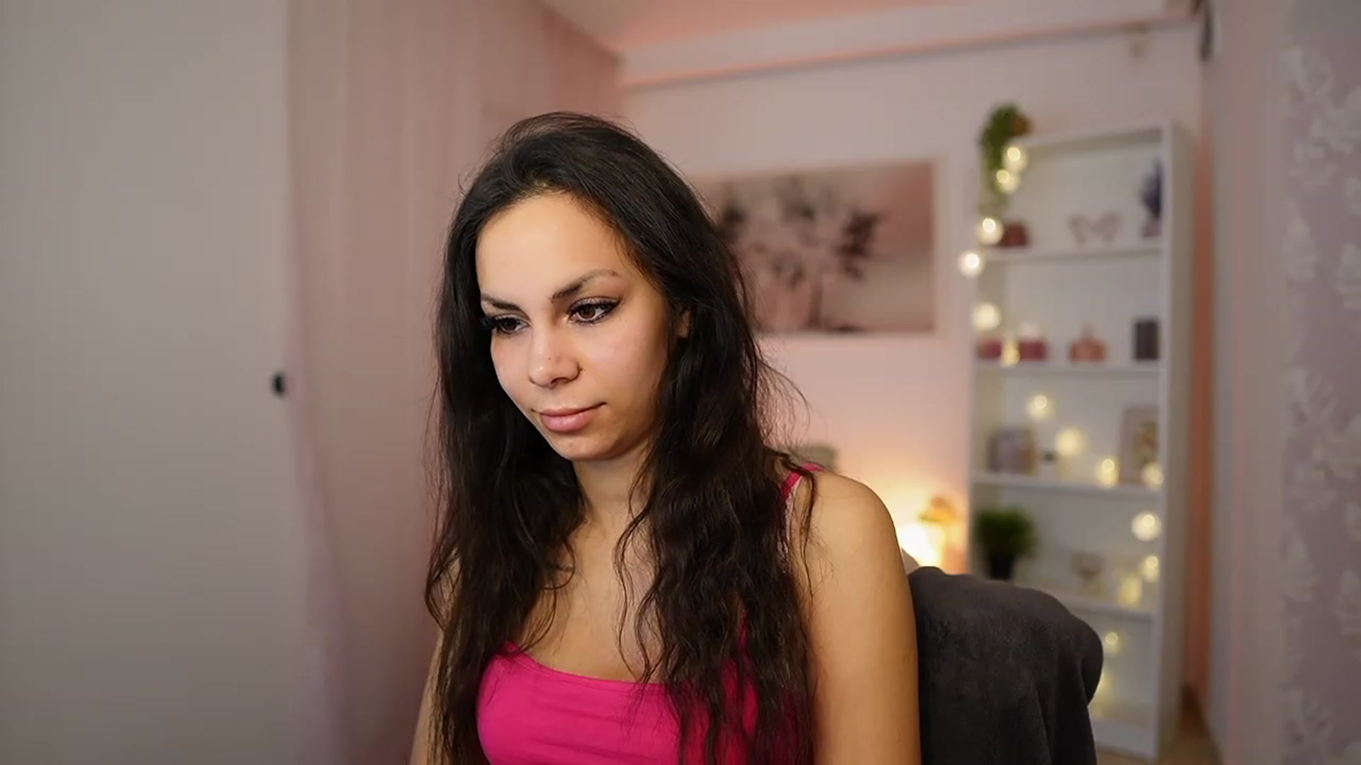 Gallery image thumbnail from Kyra_Angel's myfreecams stream on, 02/11/2024, 20:28 image 12 of 20