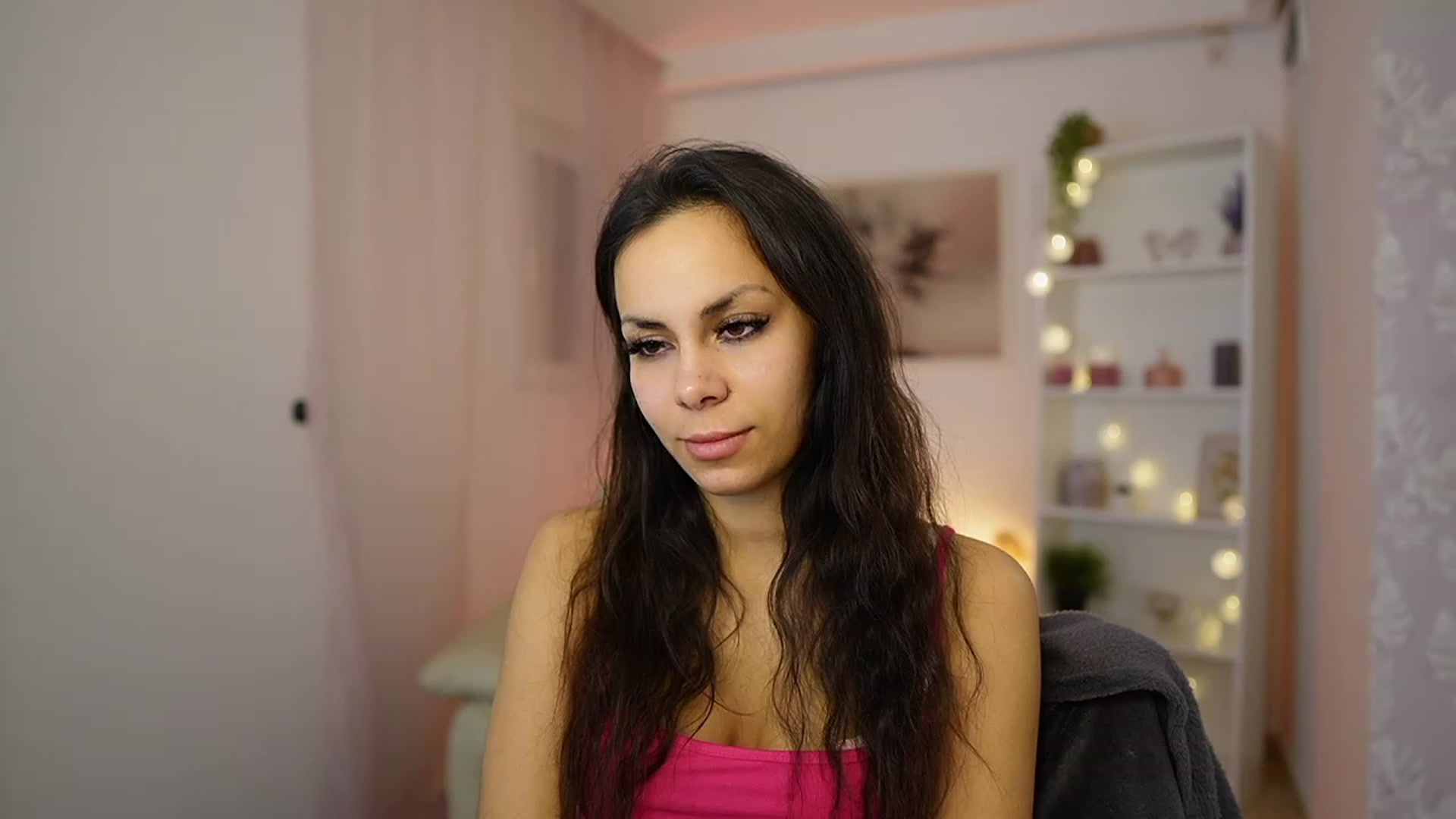 Gallery image thumbnail from Kyra_Angel's myfreecams stream on, 02/11/2024, 23:02 image 5 of 20
