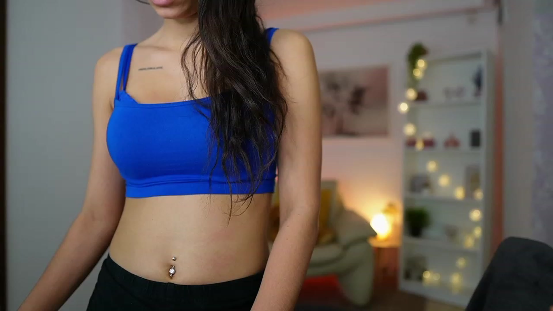 Gallery image thumbnail from Kyra_Angel's myfreecams stream on, 02/13/2024, 20:49 image 4 of 20