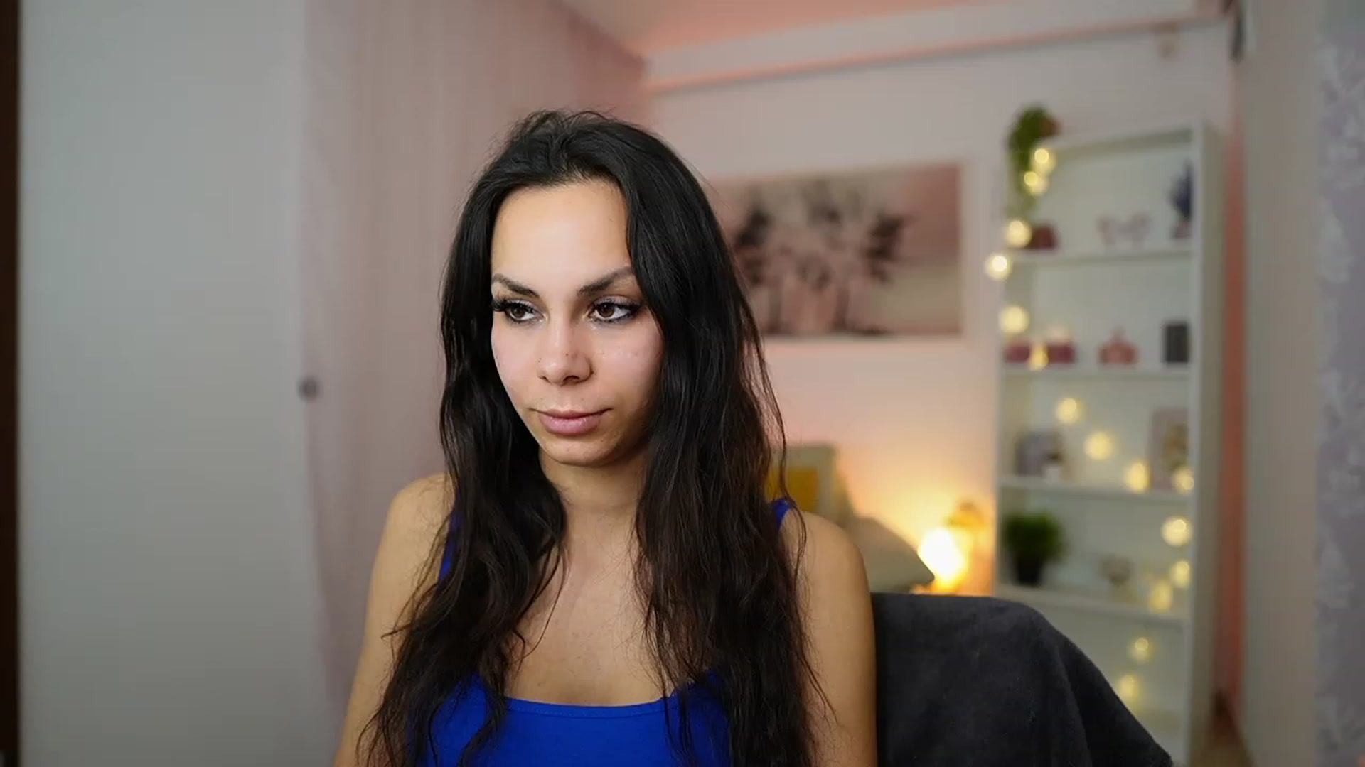 Gallery image thumbnail from Kyra_Angel's myfreecams stream on, 02/13/2024, 20:49 image 6 of 20