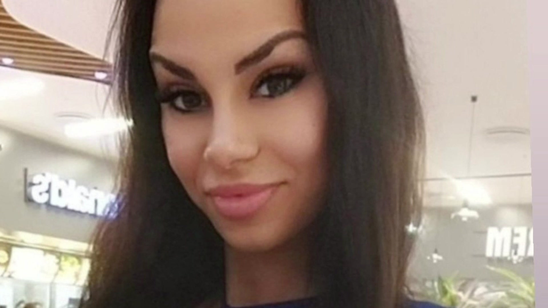 Gallery image thumbnail from Kyra_Angel's myfreecams stream on, 02/15/2024, 22:48 image 14 of 20