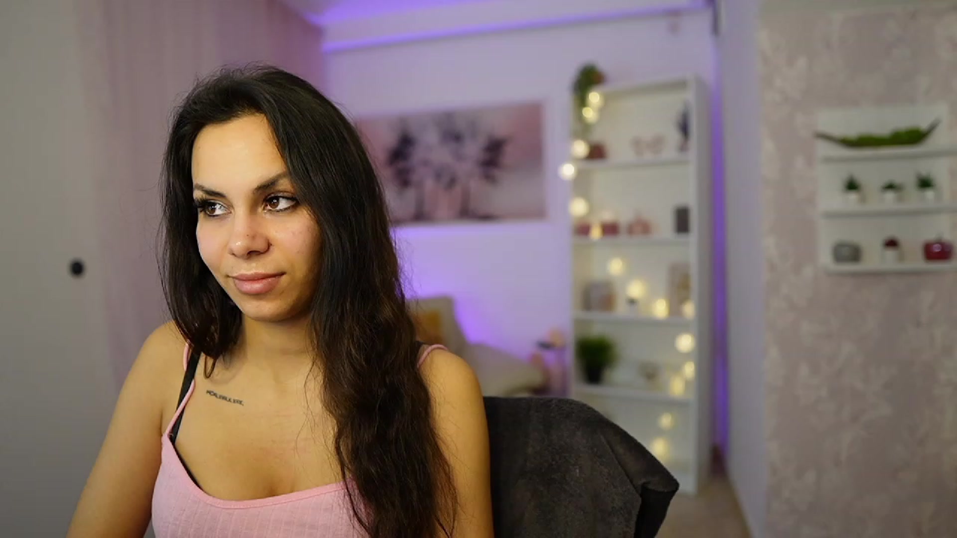 Gallery image thumbnail from Kyra_Angel's myfreecams stream on, 02/20/2024, 22:29 image 11 of 20
