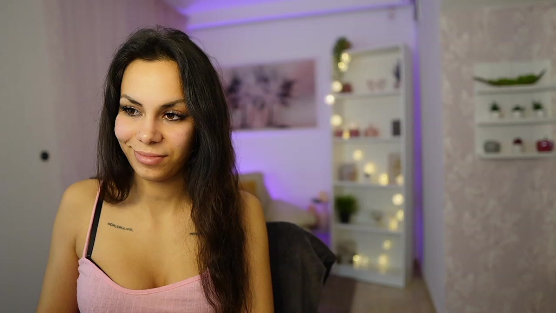 Gallery image thumbnail from Kyra_Angel's myfreecams stream on, 02/20/2024, 22:29 image 4 of 20