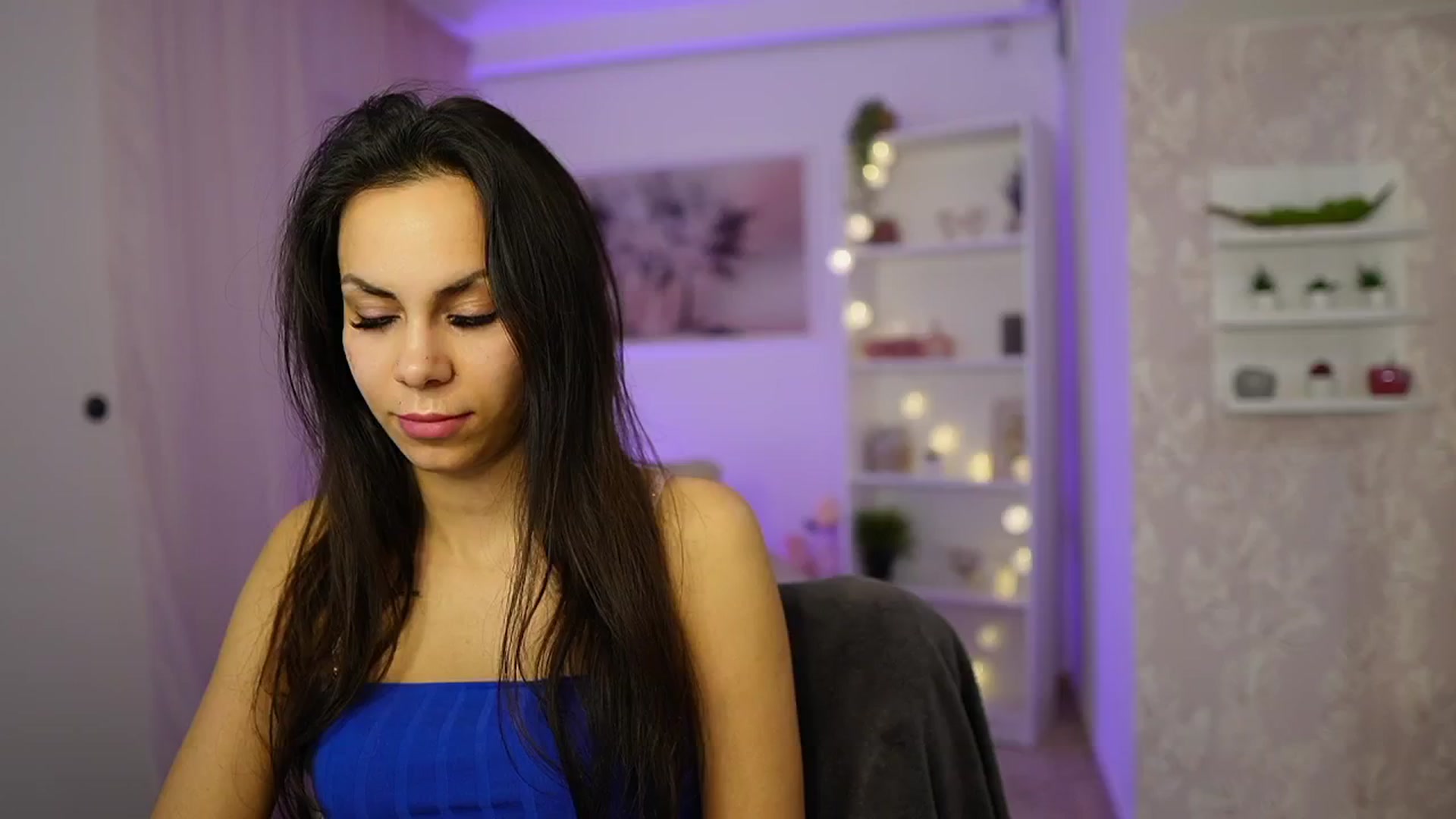 Gallery image thumbnail from Kyra_Angel's myfreecams stream on, 03/04/2024, 23:34 image 18 of 20