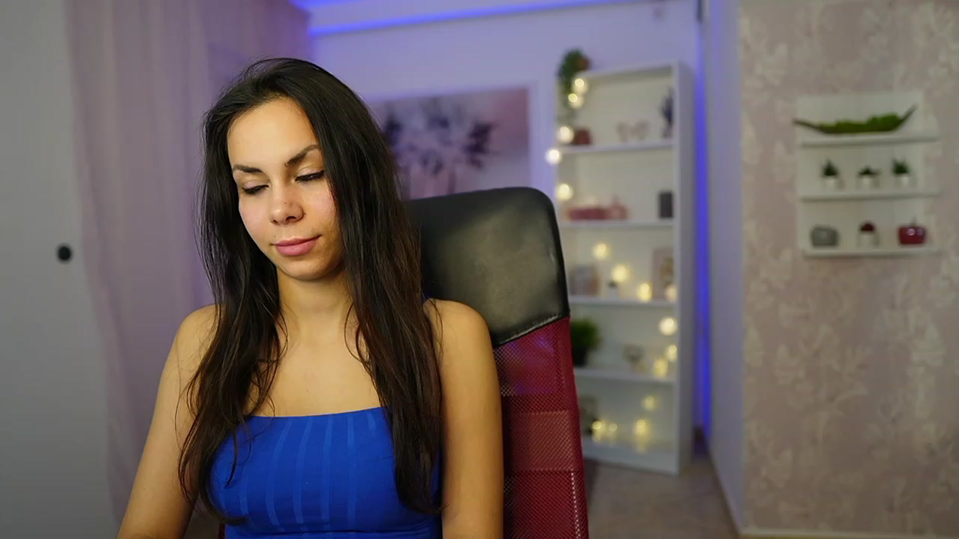 Gallery image thumbnail from Kyra_Angel's myfreecams stream on, 03/10/2024, 20:02 image 9 of 20