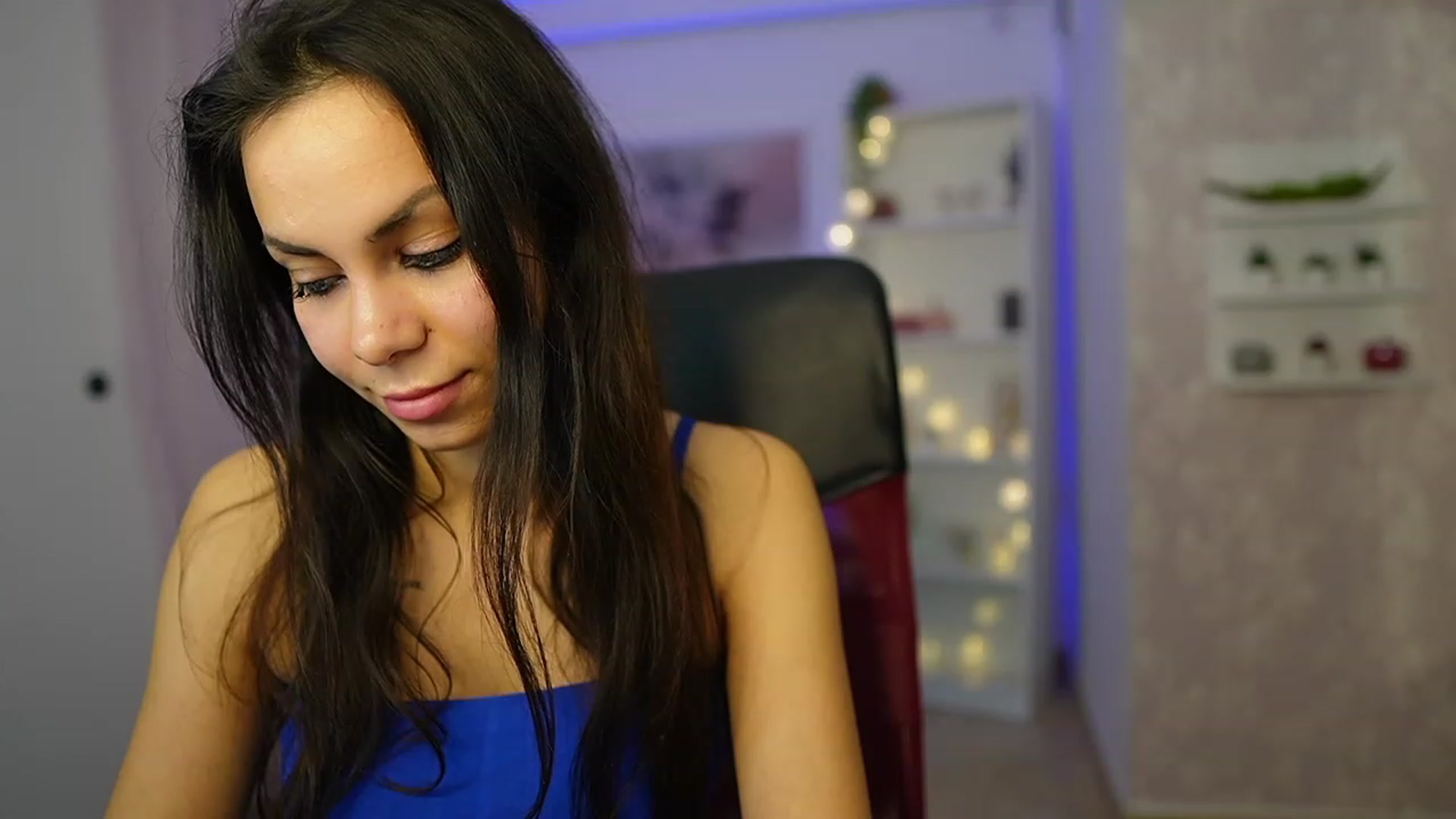 Gallery image thumbnail from Kyra_Angel's myfreecams stream on, 03/10/2024, 20:02 image 20 of 20