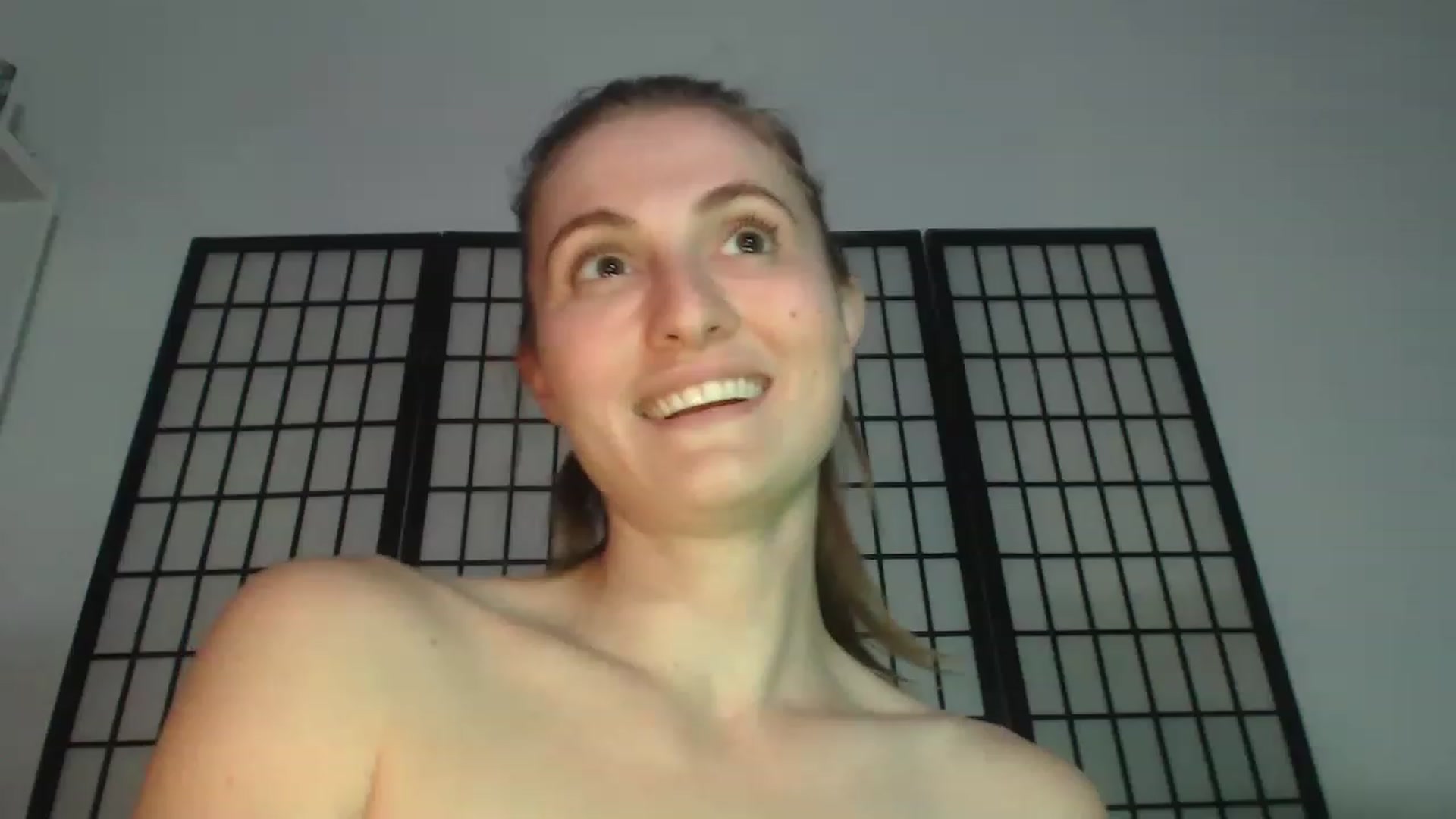 Gallery image thumbnail from L0veMia's myfreecams stream on, 04/22/2023, 23:57 image 4 of 20