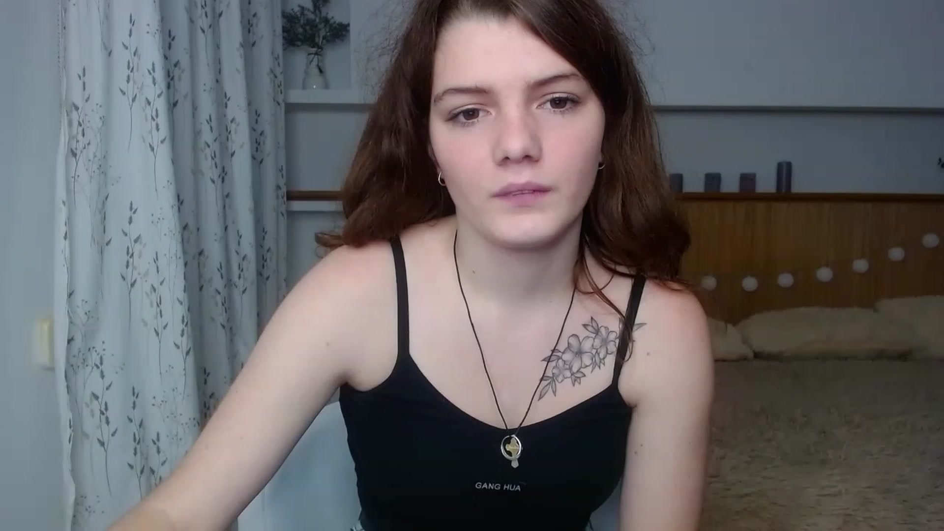 Gallery image thumbnail from L1ttle_kitty's myfreecams stream on, 11/21/2022, 10:29 image 1 of 20