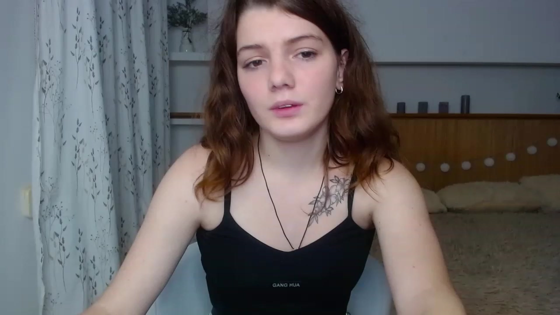 Gallery image thumbnail from L1ttle_kitty's myfreecams stream on, 11/21/2022, 10:29 image 13 of 20