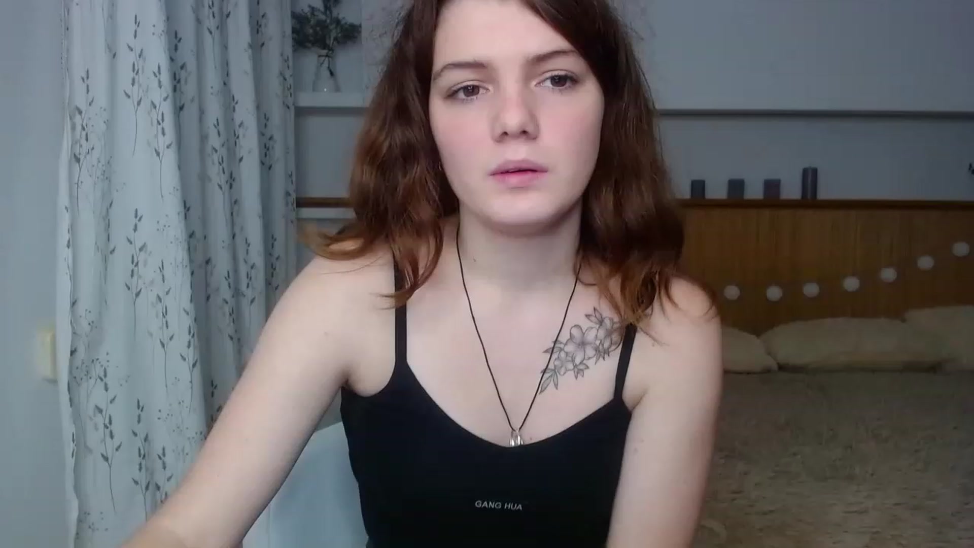 Gallery image thumbnail from L1ttle_kitty's myfreecams stream on, 11/21/2022, 10:29 image 6 of 20