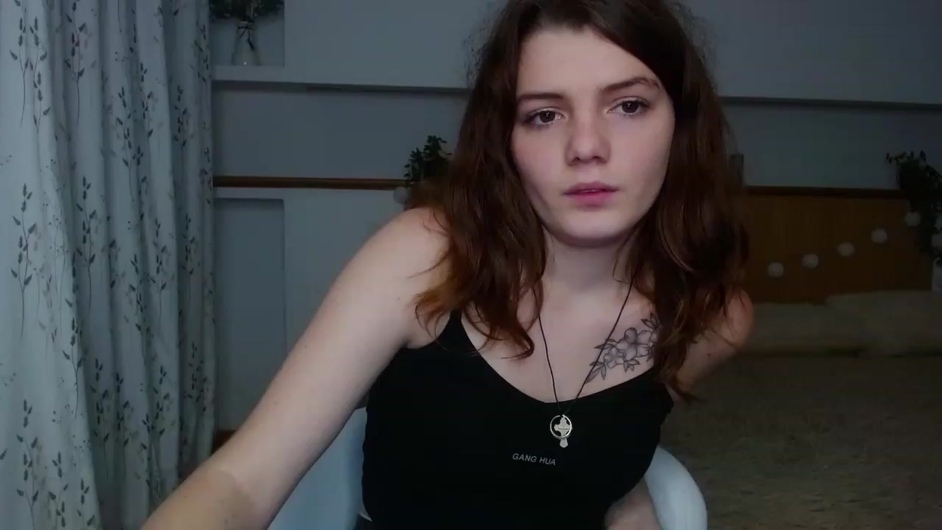 Gallery image thumbnail from L1ttle_kitty's myfreecams stream on, 11/21/2022, 11:17 image 14 of 20