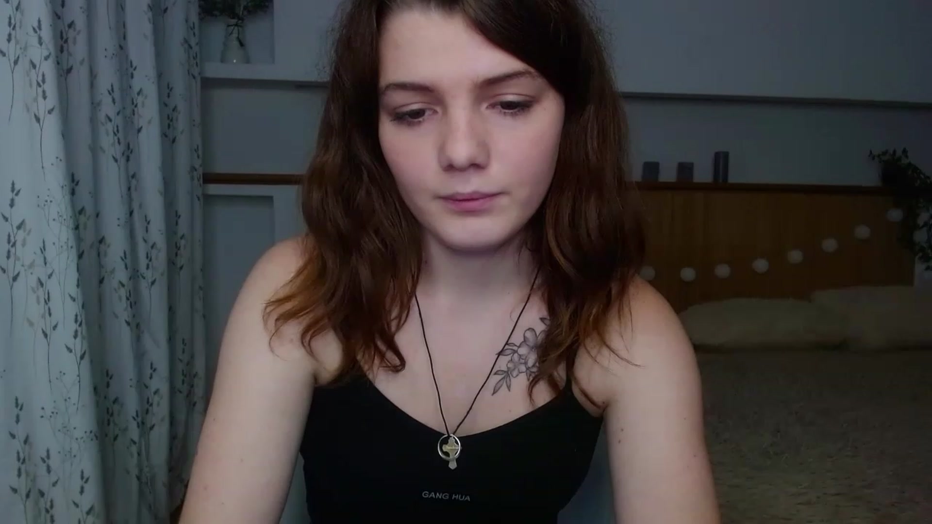 Gallery image thumbnail from L1ttle_kitty's myfreecams stream on, 11/21/2022, 11:17 image 7 of 20