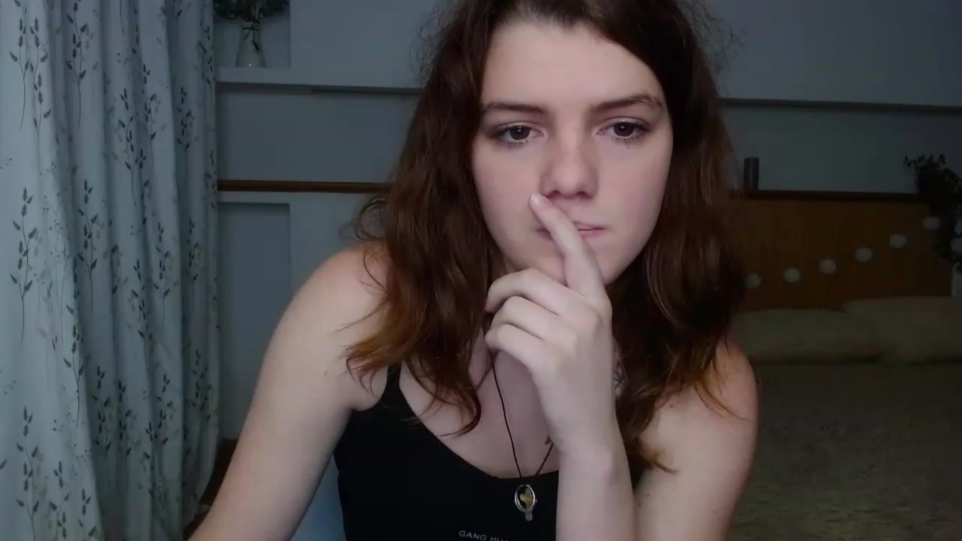 Gallery image thumbnail from L1ttle_kitty's myfreecams stream on, 11/21/2022, 11:17 image 13 of 20