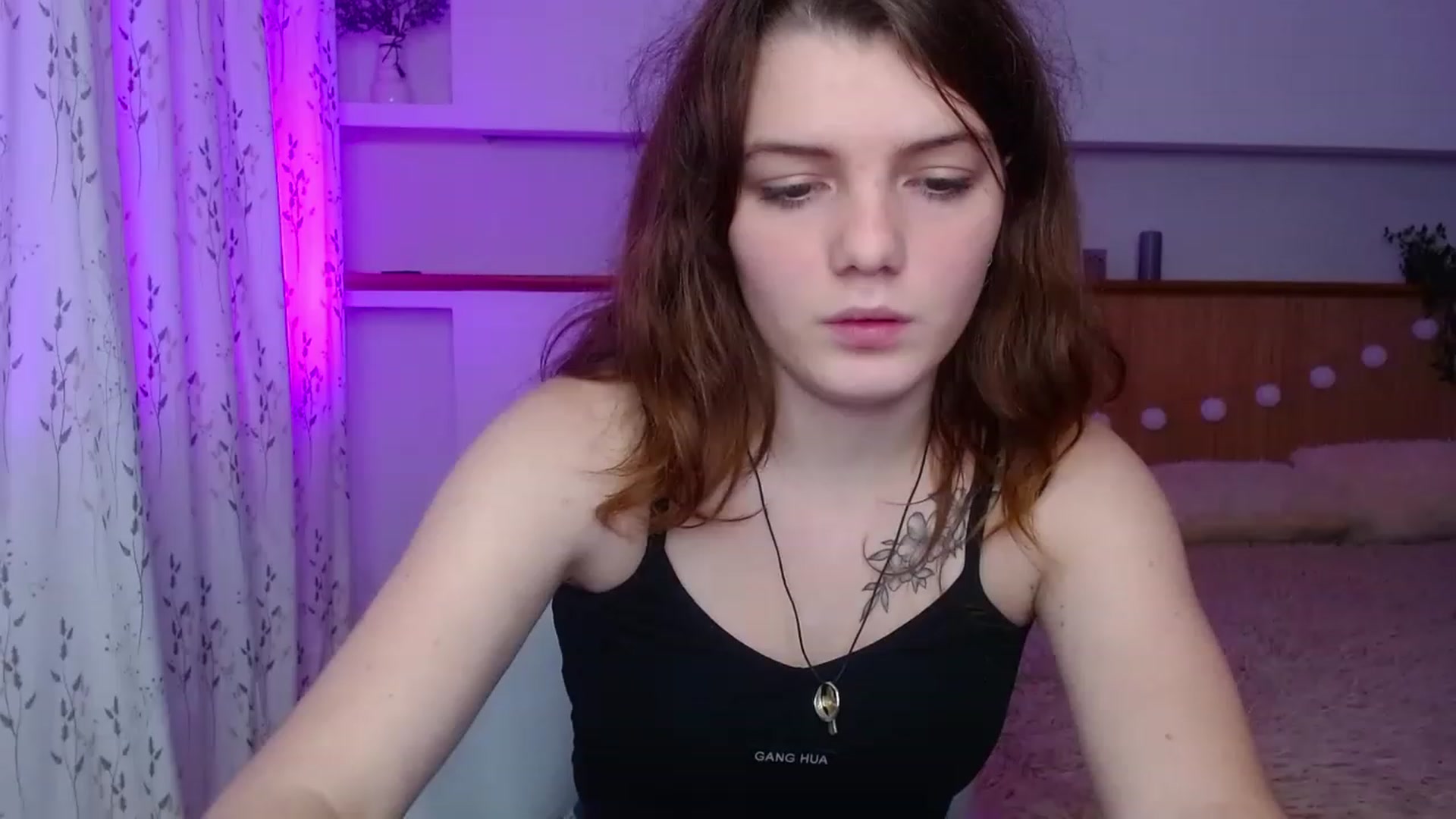 Gallery image thumbnail from L1ttle_kitty's myfreecams stream on, 11/21/2022, 12:21 image 1 of 20