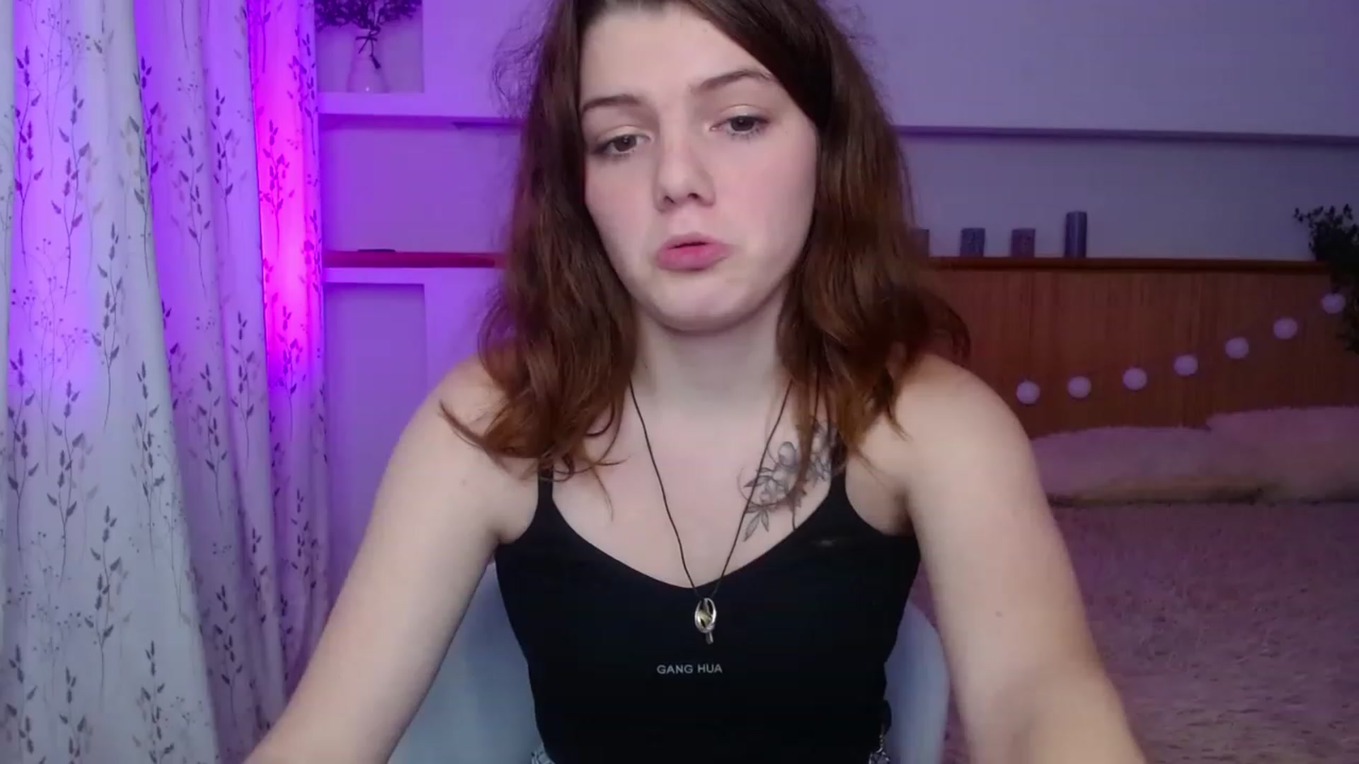 Gallery image thumbnail from L1ttle_kitty's myfreecams stream on, 11/21/2022, 12:21 image 11 of 20