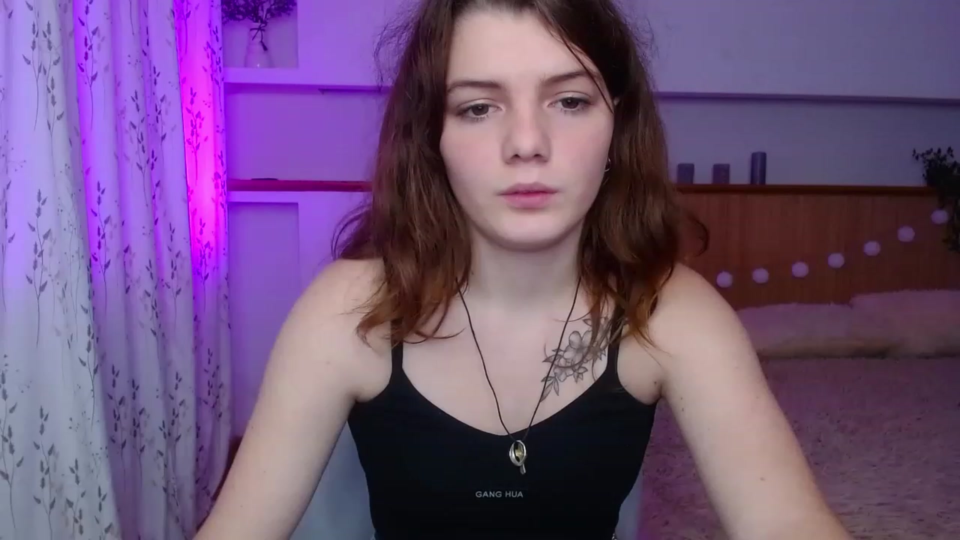 Gallery image thumbnail from L1ttle_kitty's myfreecams stream on, 11/21/2022, 12:21 image 2 of 20