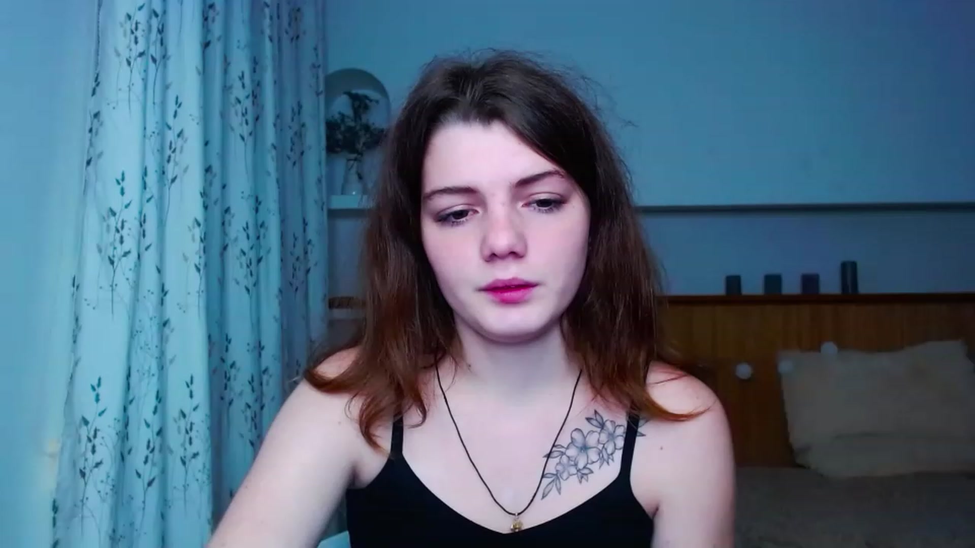 Gallery image thumbnail from L1ttle_kitty's myfreecams stream on, 11/23/2022, 16:04 image 9 of 20