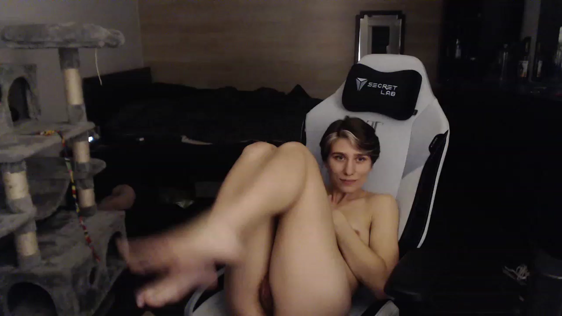 Gallery image thumbnail from L4DYBUG's myfreecams stream on, 02/09/2023, 07:46 image 19 of 20