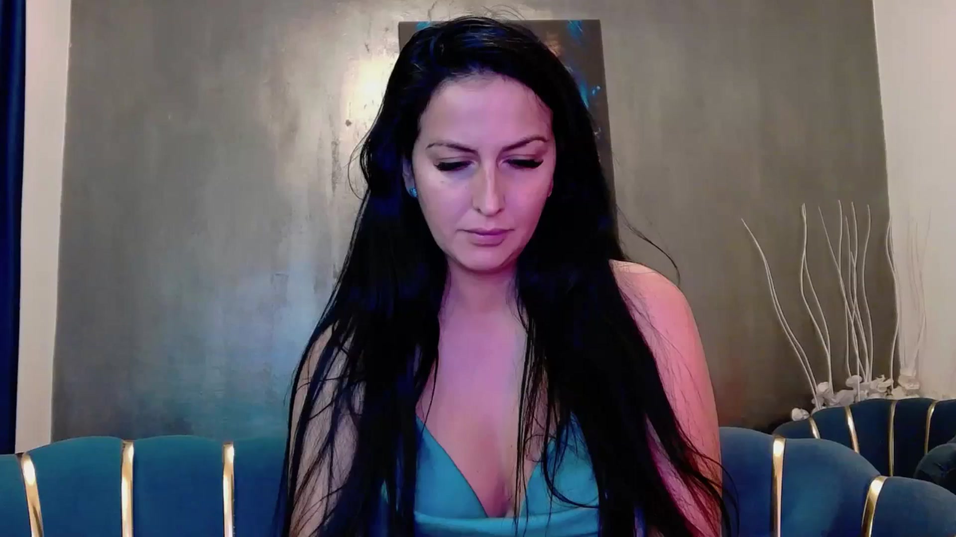 Gallery image thumbnail from LADY_AAA's myfreecams stream on, 01/06/2024, 24:52 image 19 of 20