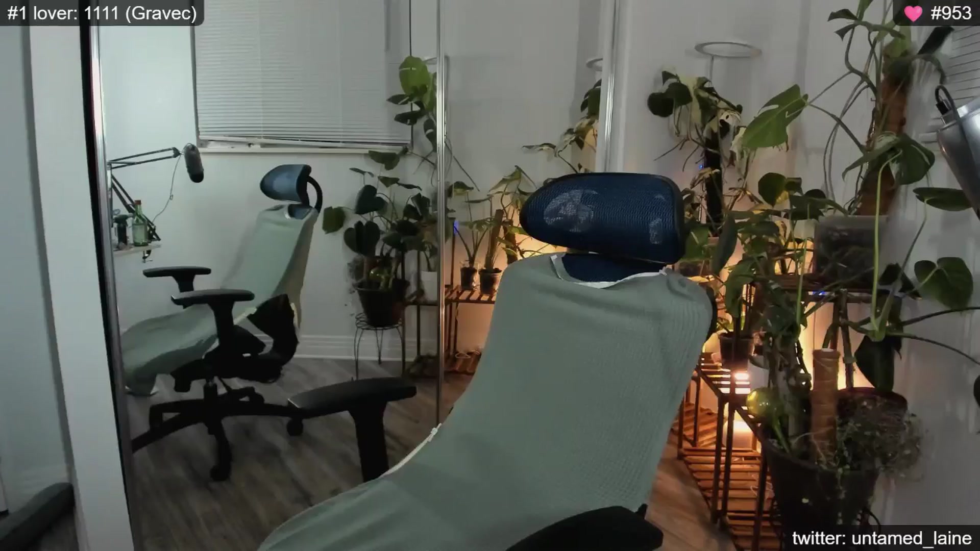 Gallery image thumbnail from LAINE4EVER's myfreecams stream on, 11/12/2024, 01:13 image 13 of 20