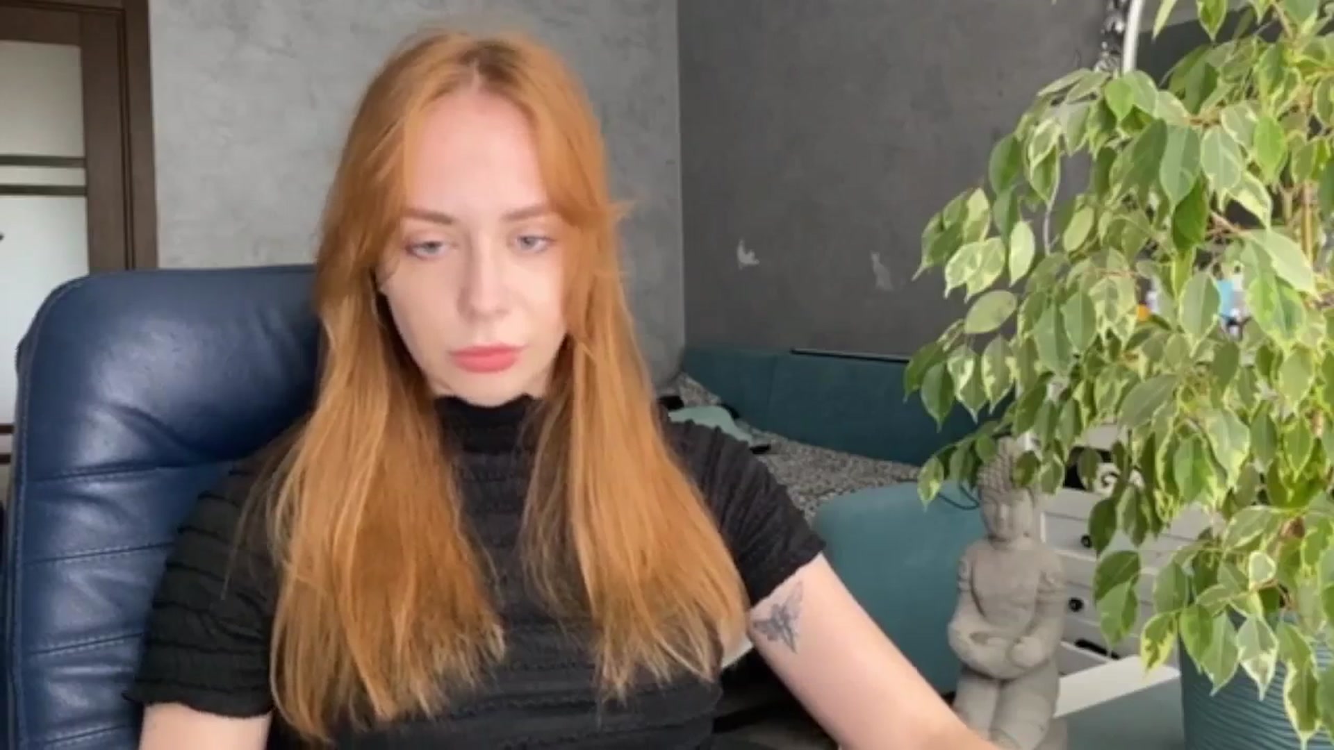 Gallery image thumbnail from LENORE's myfreecams stream on, 04/25/2025, 10:00 image 10 of 20